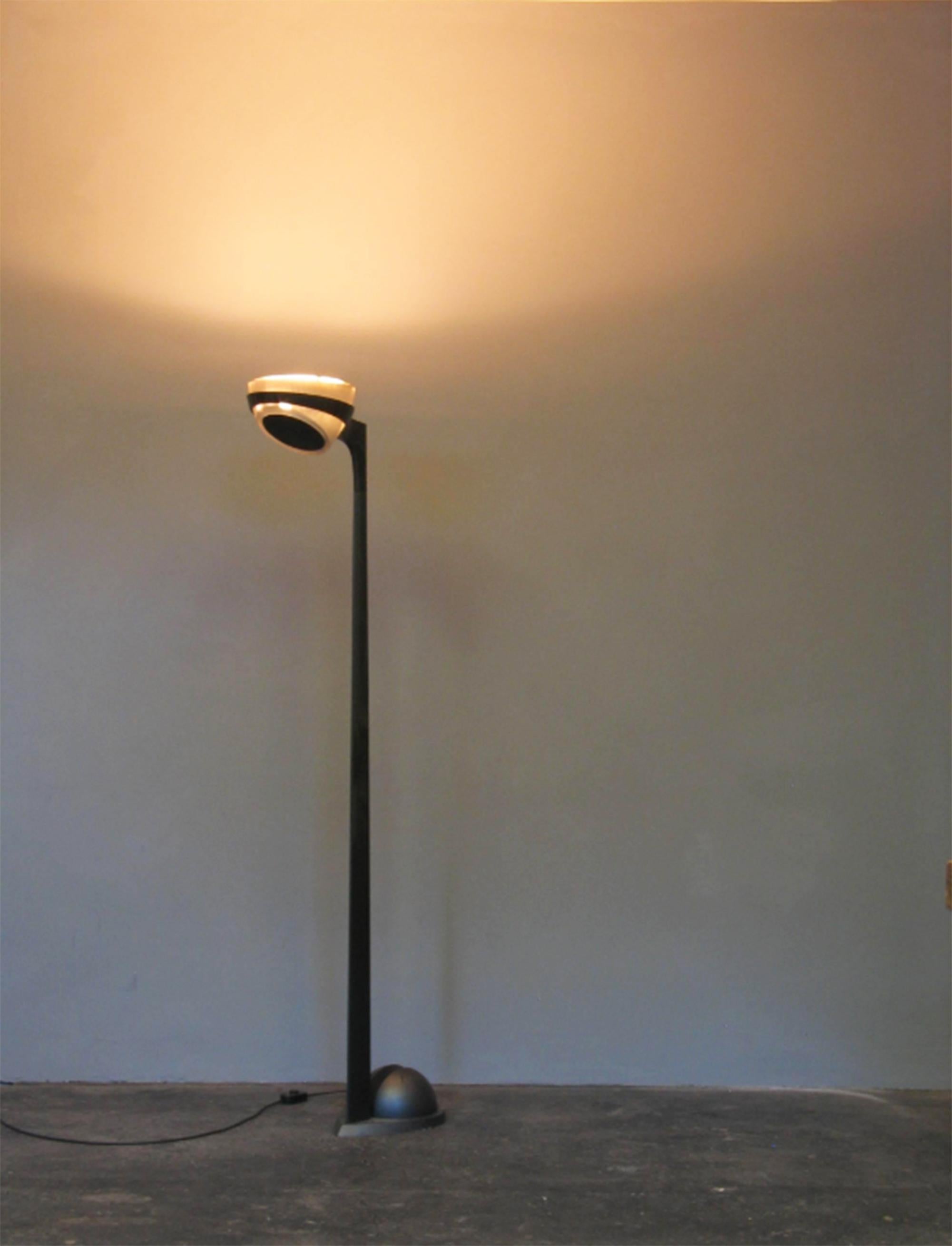 RARE  Sistema Grall floor lamp by Ferrari, Pagani, and Perversi for Arteluce  For Sale 6