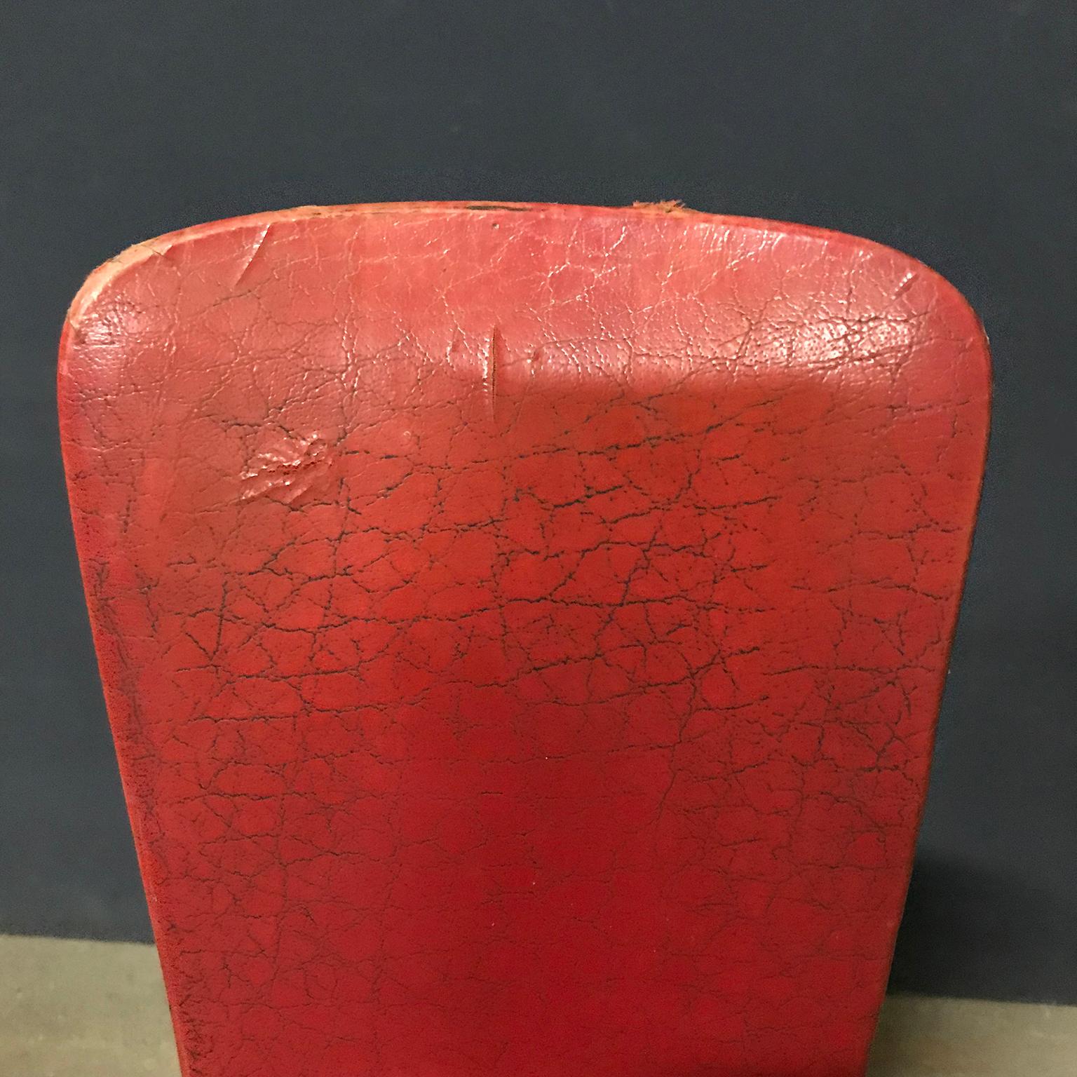 Rare 1960s Tripod Side Chair in Original Red Leatherette For Sale 7