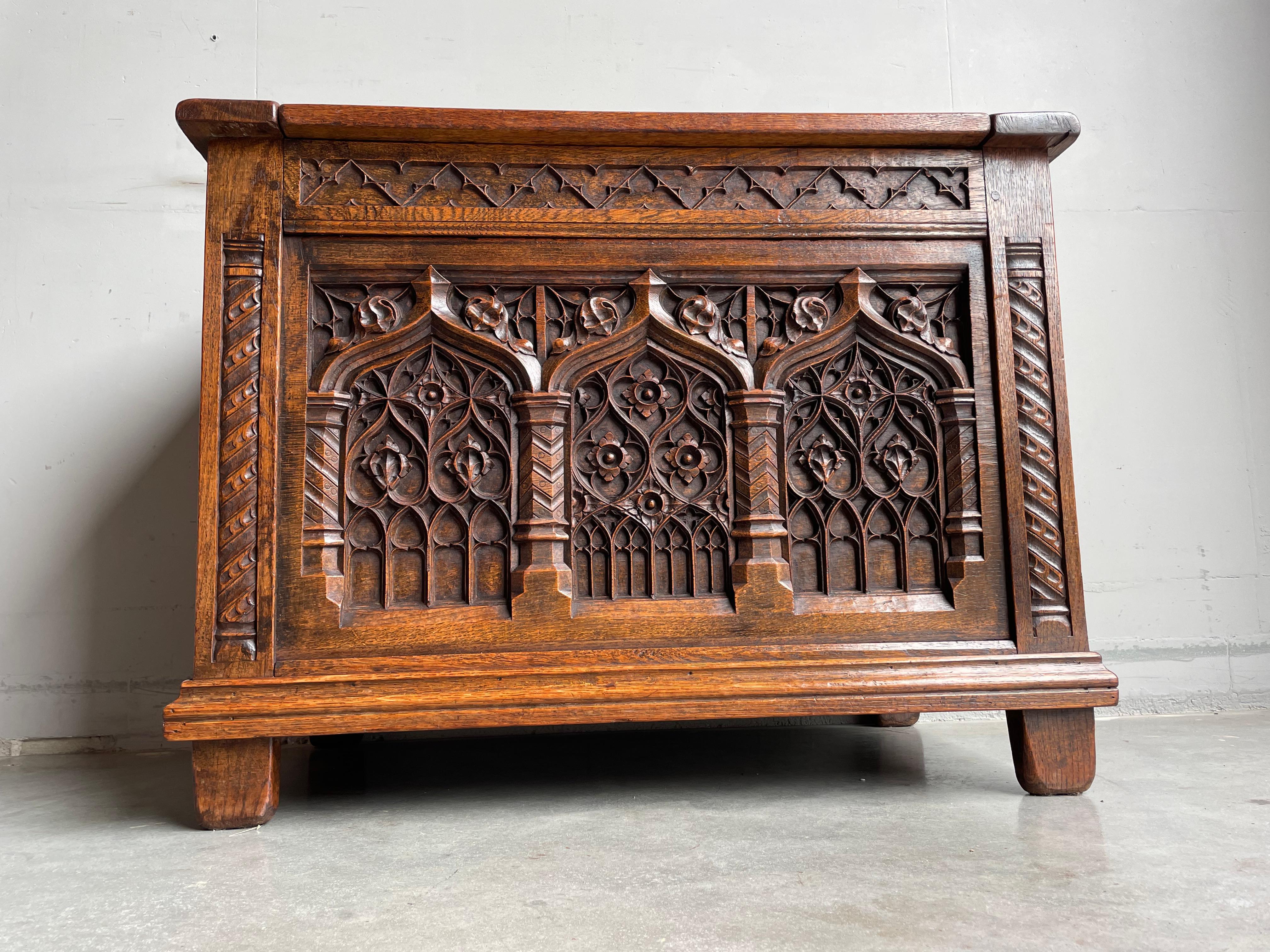 Hand-Carved Rare Size Antique Gothic Revival Hand Carved Oak Chest / Trunk with Warm Patina