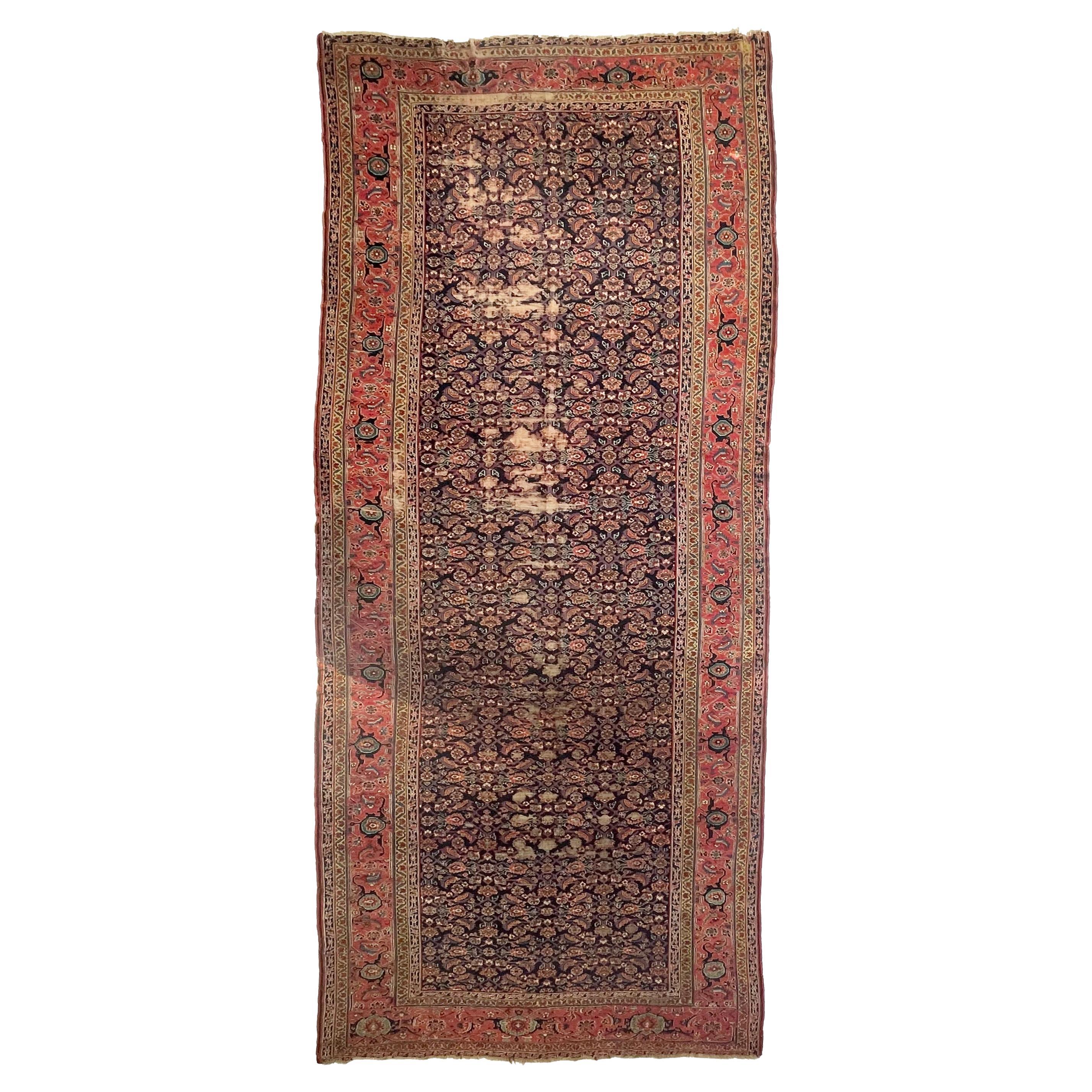 Tapis de couloir Kelleh Gallery de grande taille et ancien kurde aux teintures magnifiques,  c. 1900's en vente
