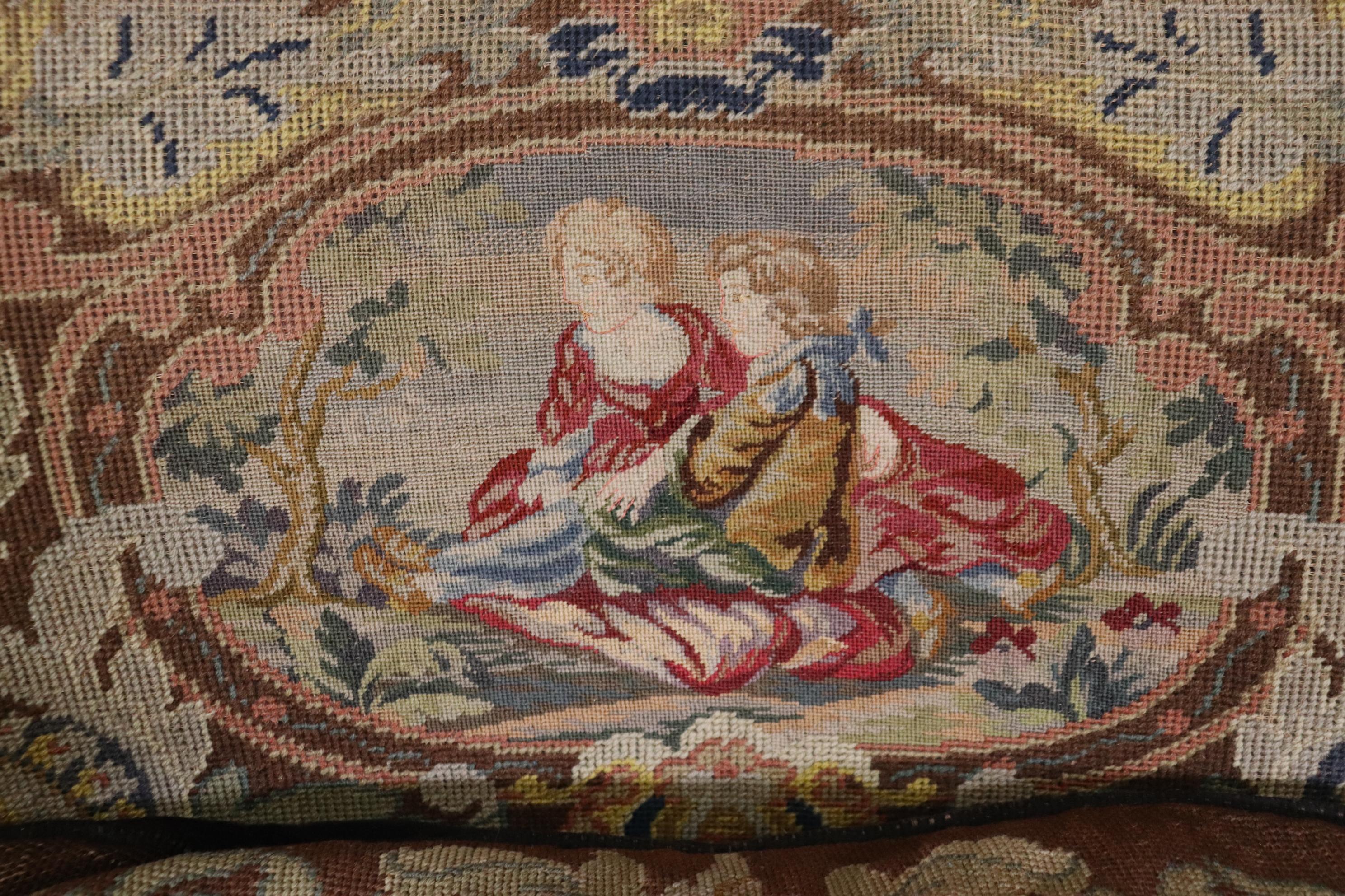 Rare Size French Louis XV Needlepoint Upholstered Walnut Settee Canape In Good Condition In Swedesboro, NJ