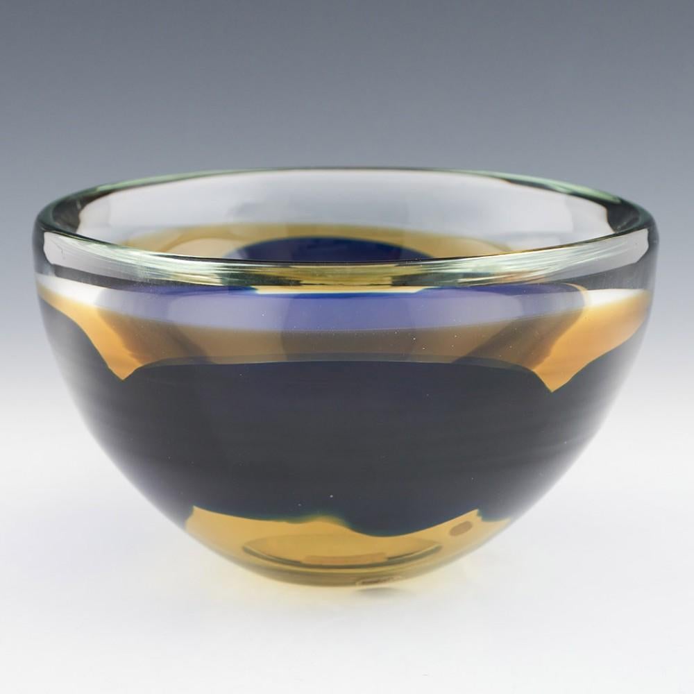 Rare Skrdlovice Yellow and Blue Cased Bowl Designed by Karel Wunsch, 1973

Additional information:
Date : Designed 1973
Origin : Skrdlovice, Czechoslovakia (now Czech Republic)
Bowl Features : Abstract yellow and blue design resembling petals. Cased