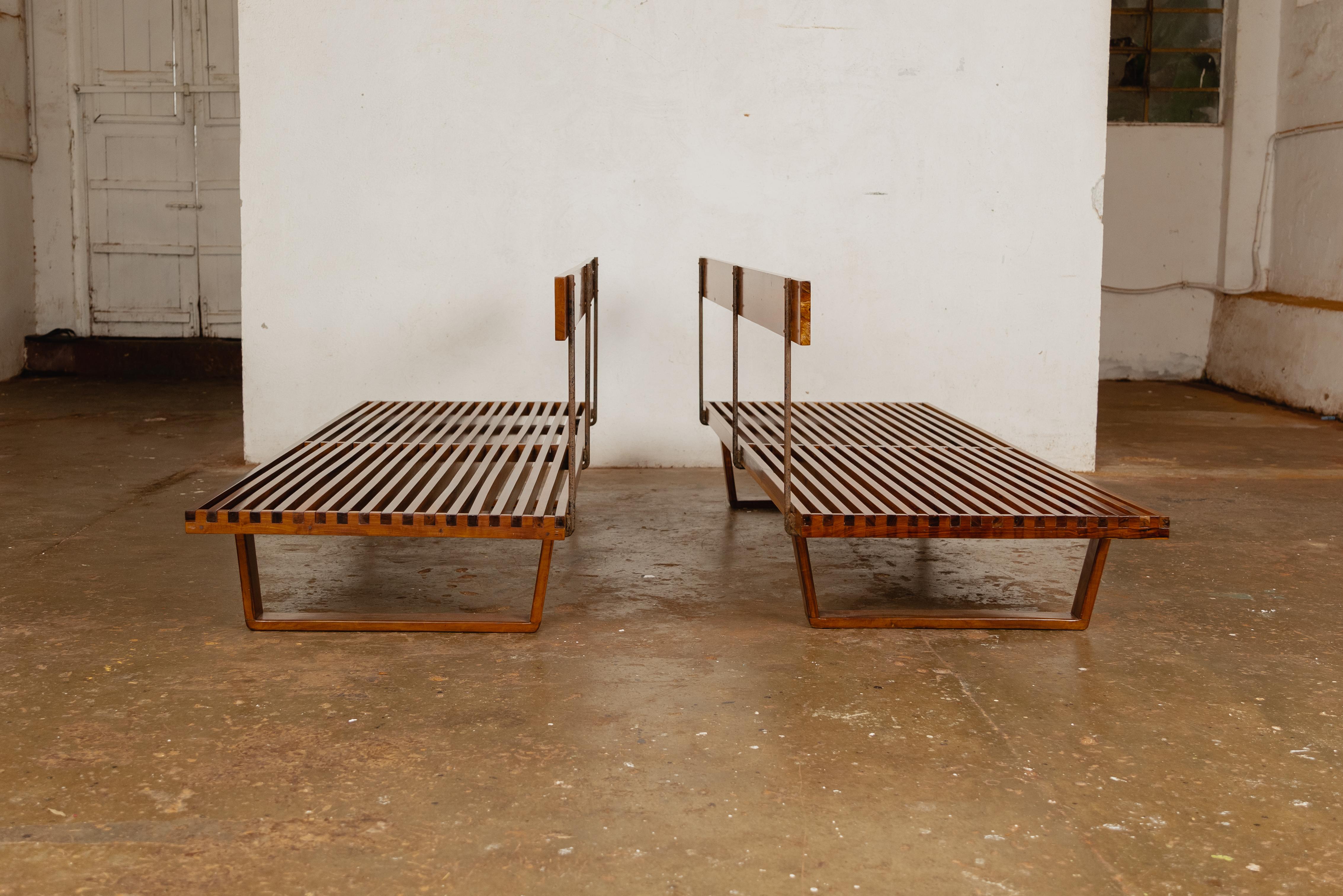 Rare slatted bench by Martin Eisler For Sale 1