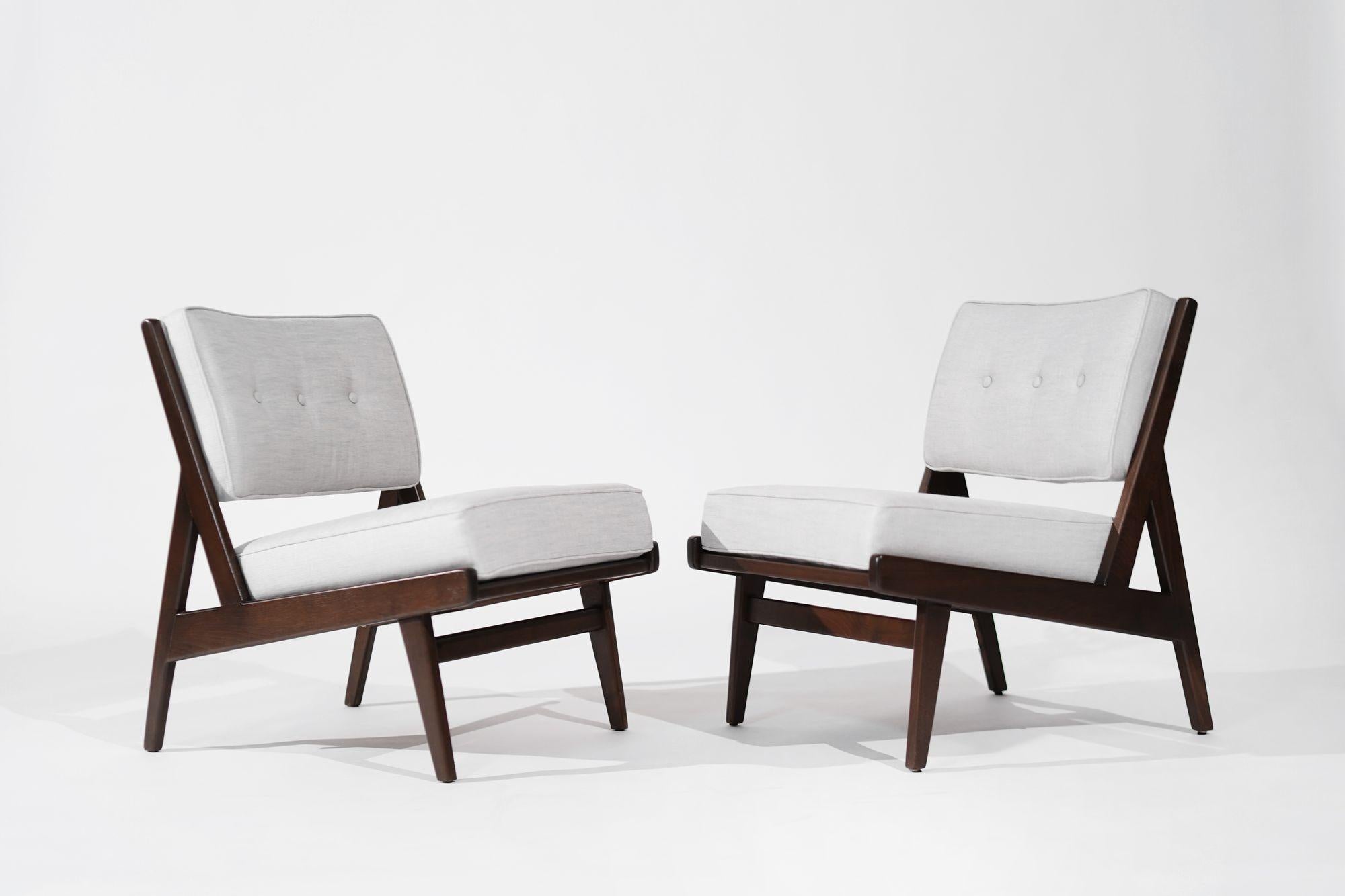 Rare Slipper Chairs by Jens Risom for Risom, Inc. C. 1950s In Excellent Condition For Sale In Westport, CT