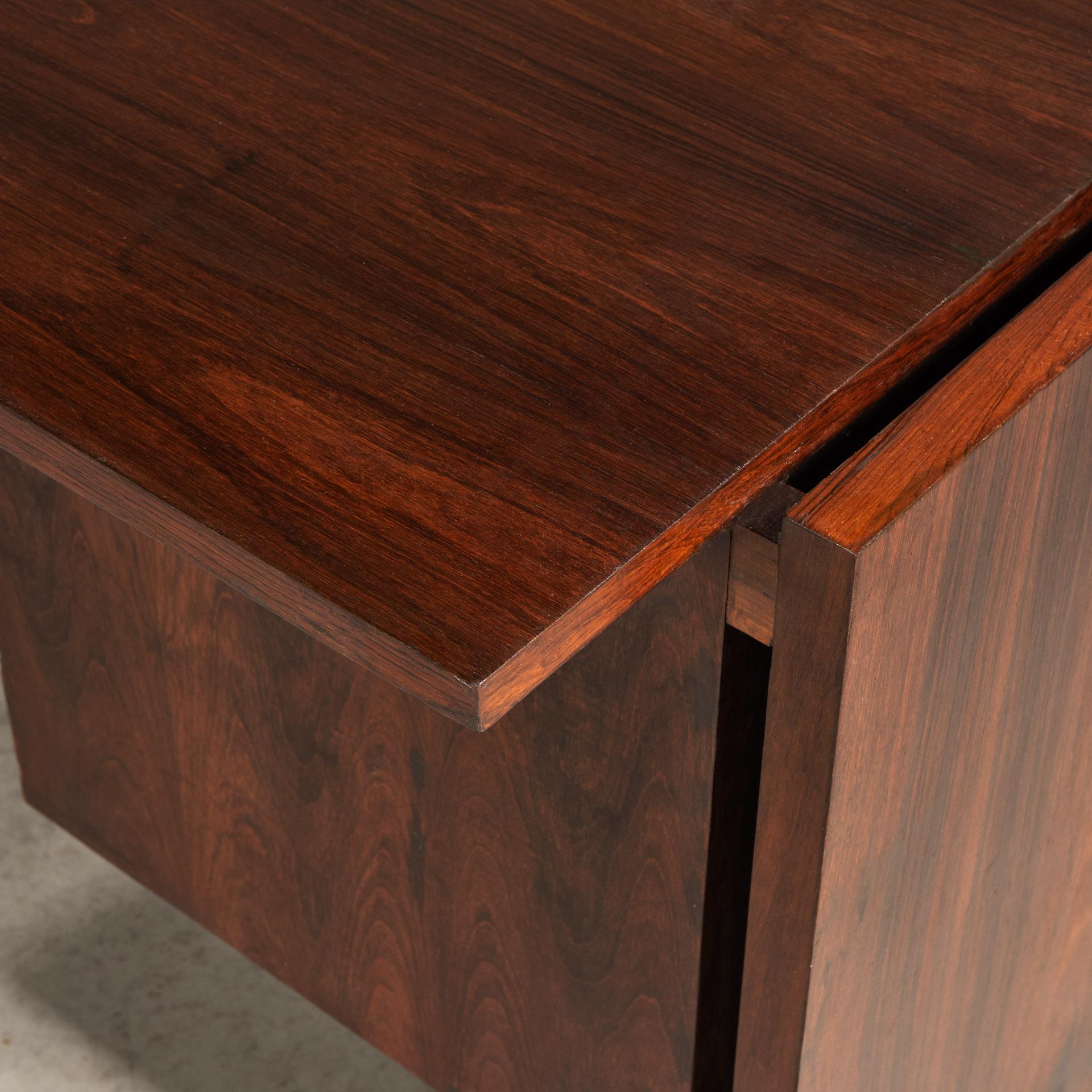 Hardwood Rare Small Desk for Bloch, by Joaquim Tenreiro, Brazilian Mid-Century Modern For Sale