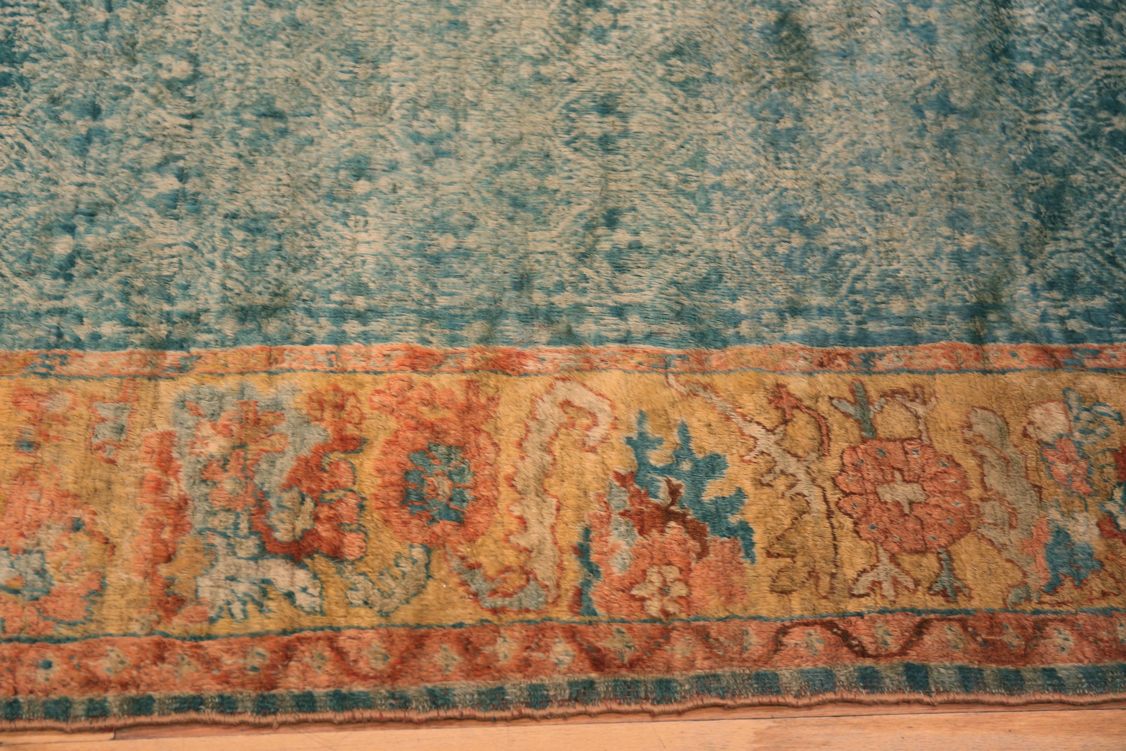 Turc Rare et luxueux tapis turc antique Oushak de forme carrée de 5'10