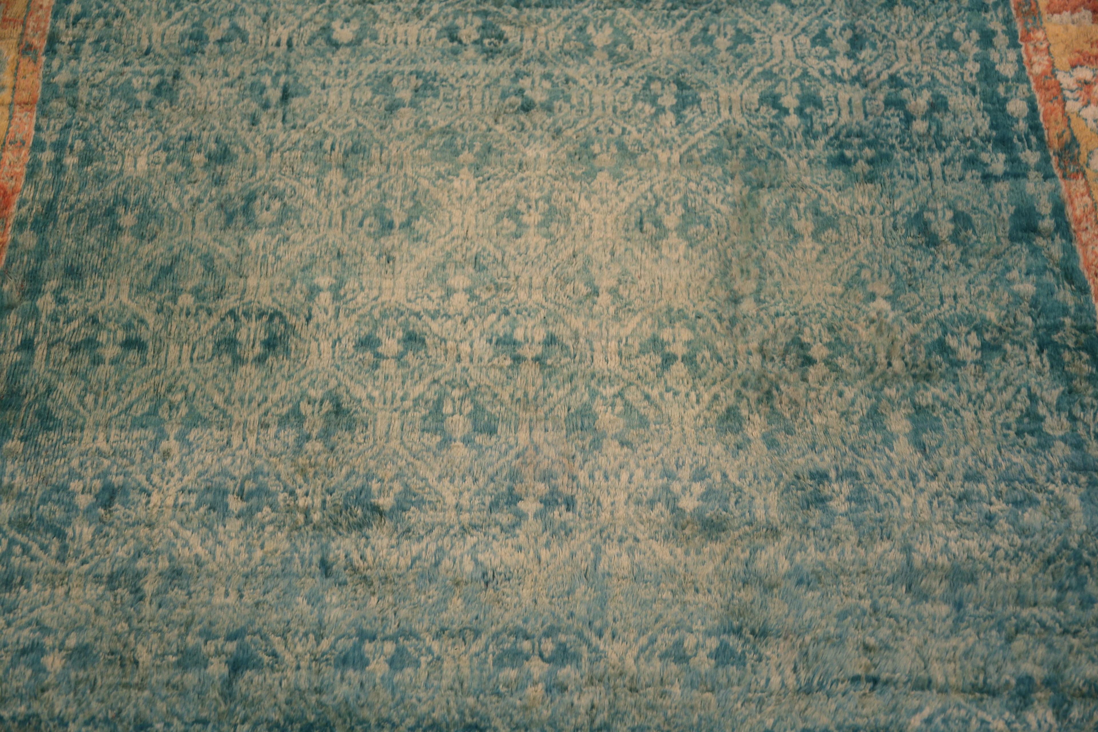 Noué à la main Rare et luxueux tapis turc antique Oushak de forme carrée de 5'10
