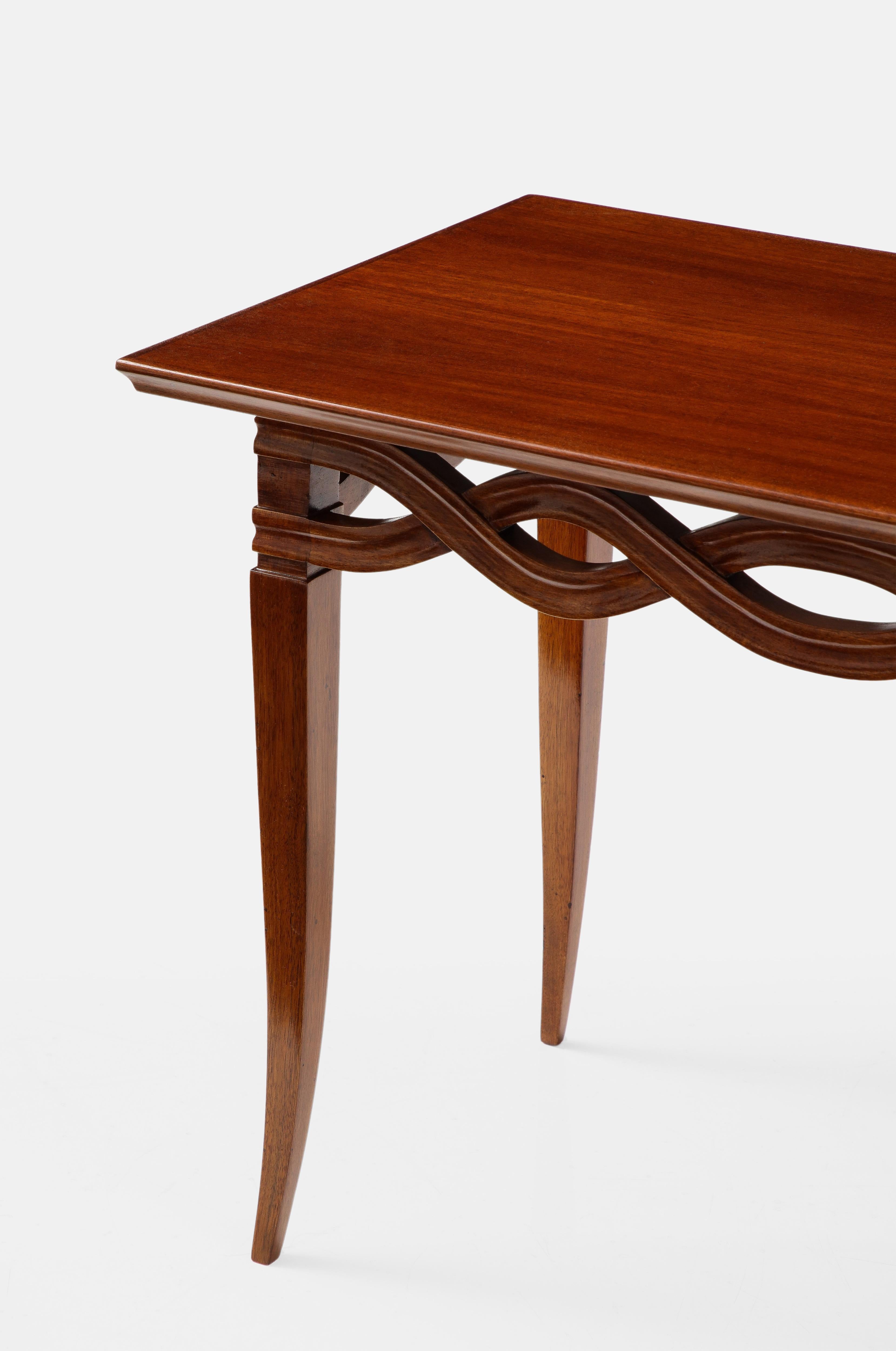 Rare Small Walnut Coffee or Side Table Attributed to Paolo Buffa, Italy, 1940s For Sale 4