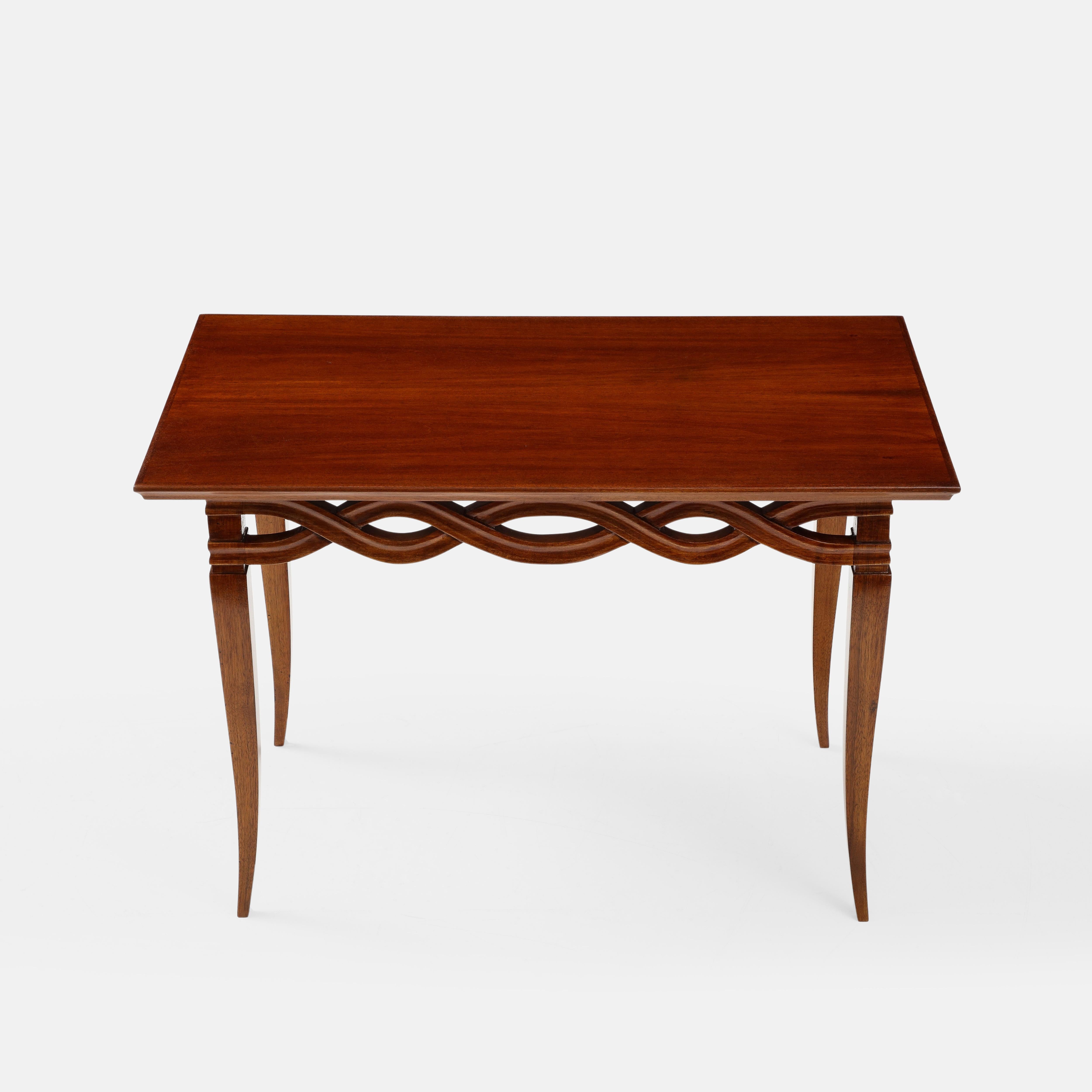 Rare Small Walnut Coffee or Side Table Attributed to Paolo Buffa, Italy, 1940s For Sale 1