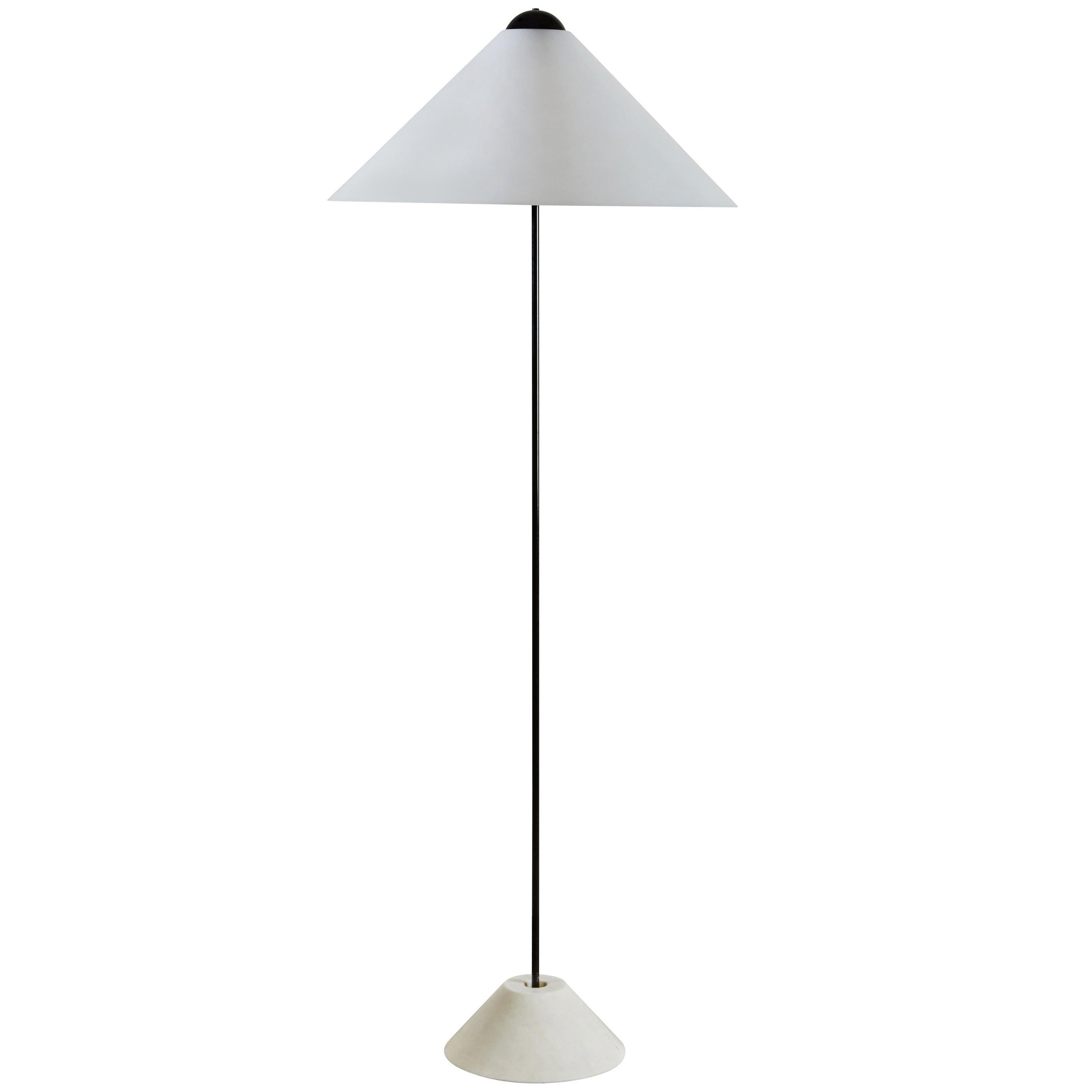 Rare lampadaire en forme de neige de Vico Magistretti pour O-luce en vente