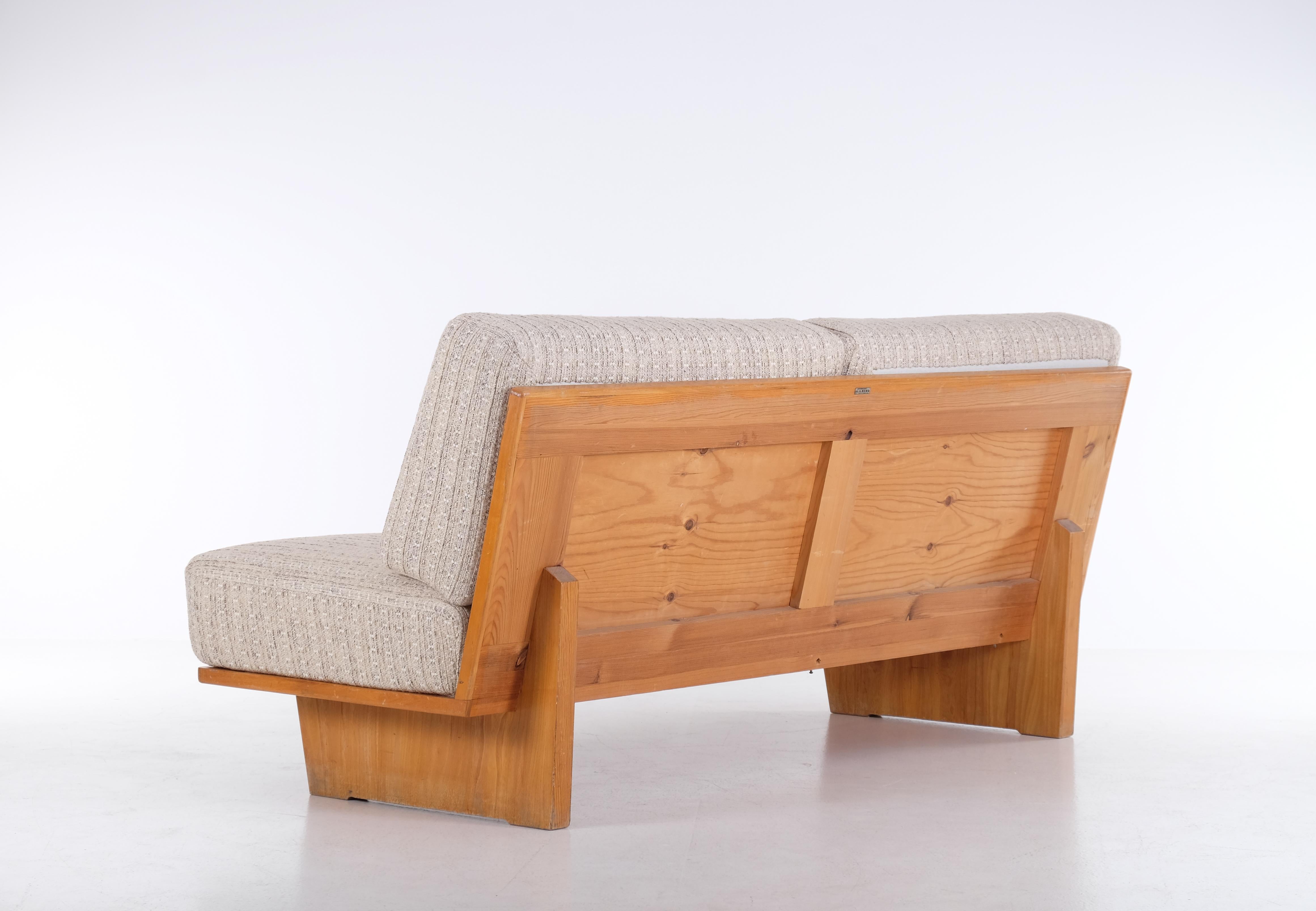 Rare sofa by G.A. Berg, Sweden, 1950s For Sale 3