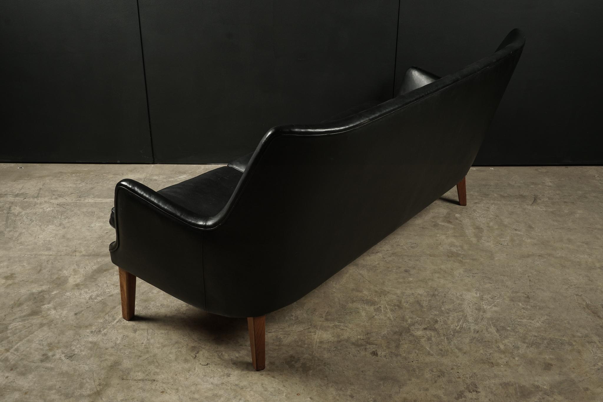 Rare canapé en cuir du milieu du siècle dernier conçu par Arne Vodder, Danemark, vers 1960 en vente 1