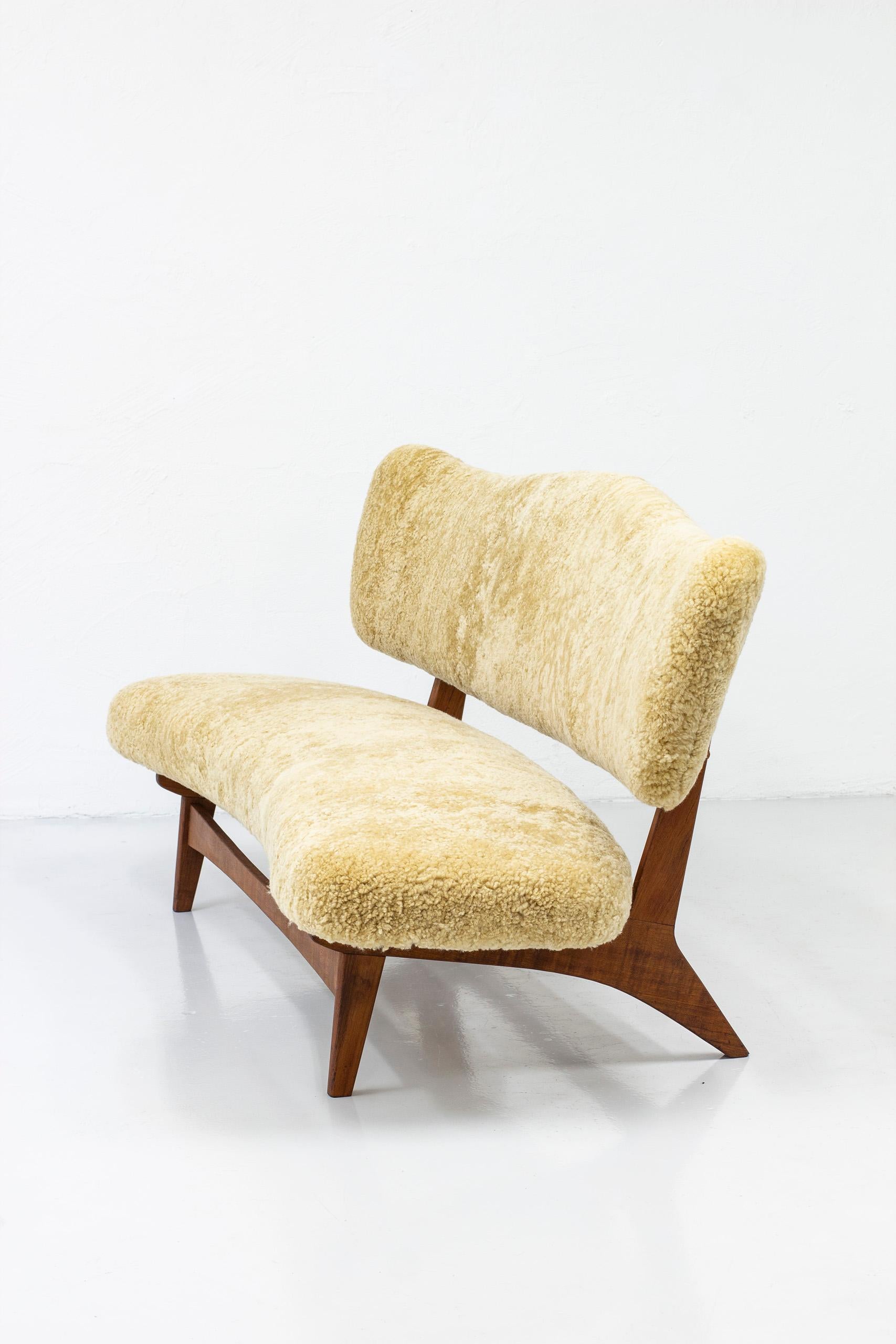Rare Sofa in Sheep Skin by Sigurd Resell for Rastad & Relling, Norway, 1950s 4