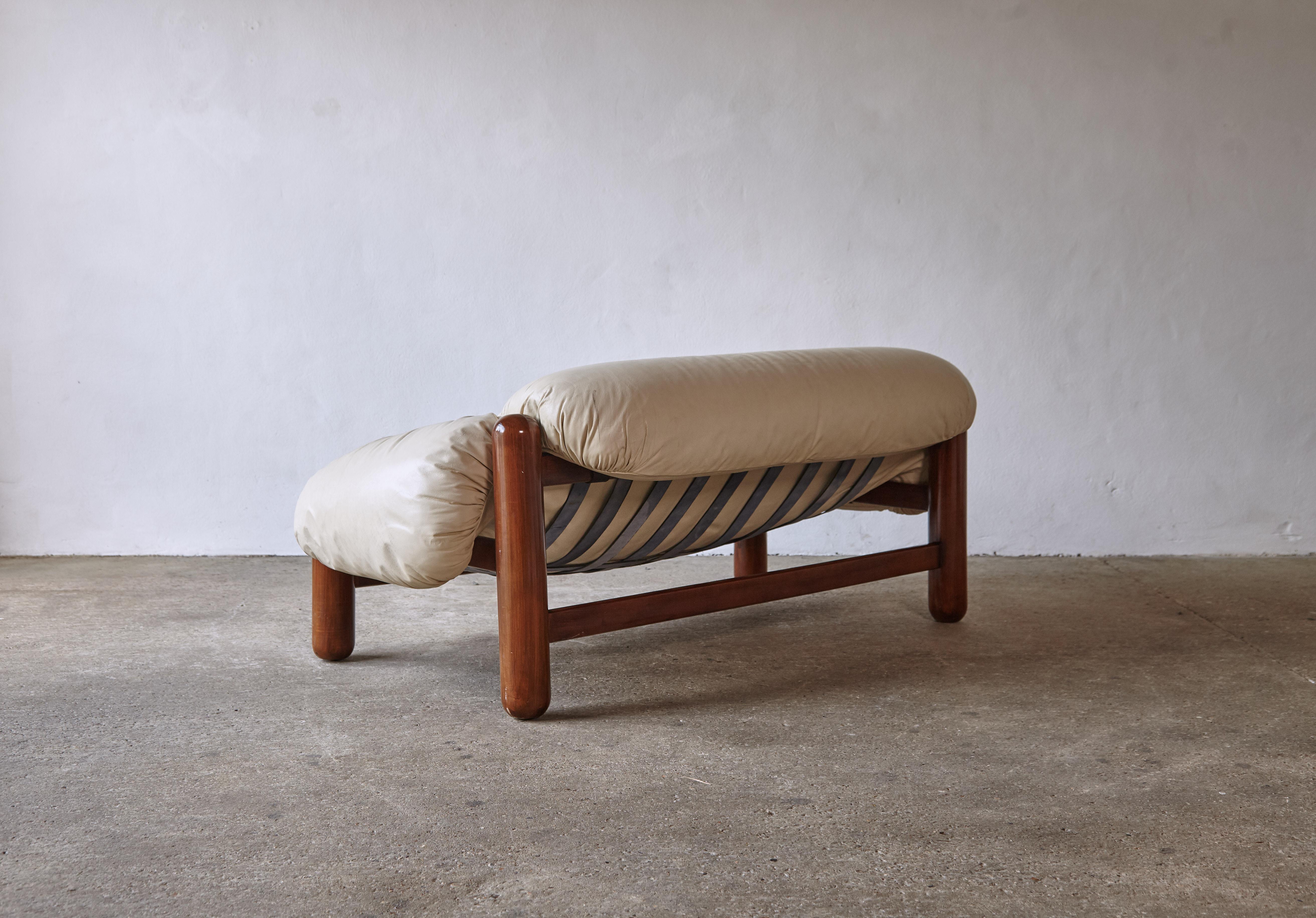 Rare Sofa, Italy, 1970s In Good Condition In LEWES, GB