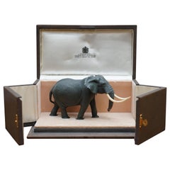 Seltener Elefant aus massivem Jaspis:: geschnitzt von Gerd Dreher 1939:: vertrieben von Asprey London