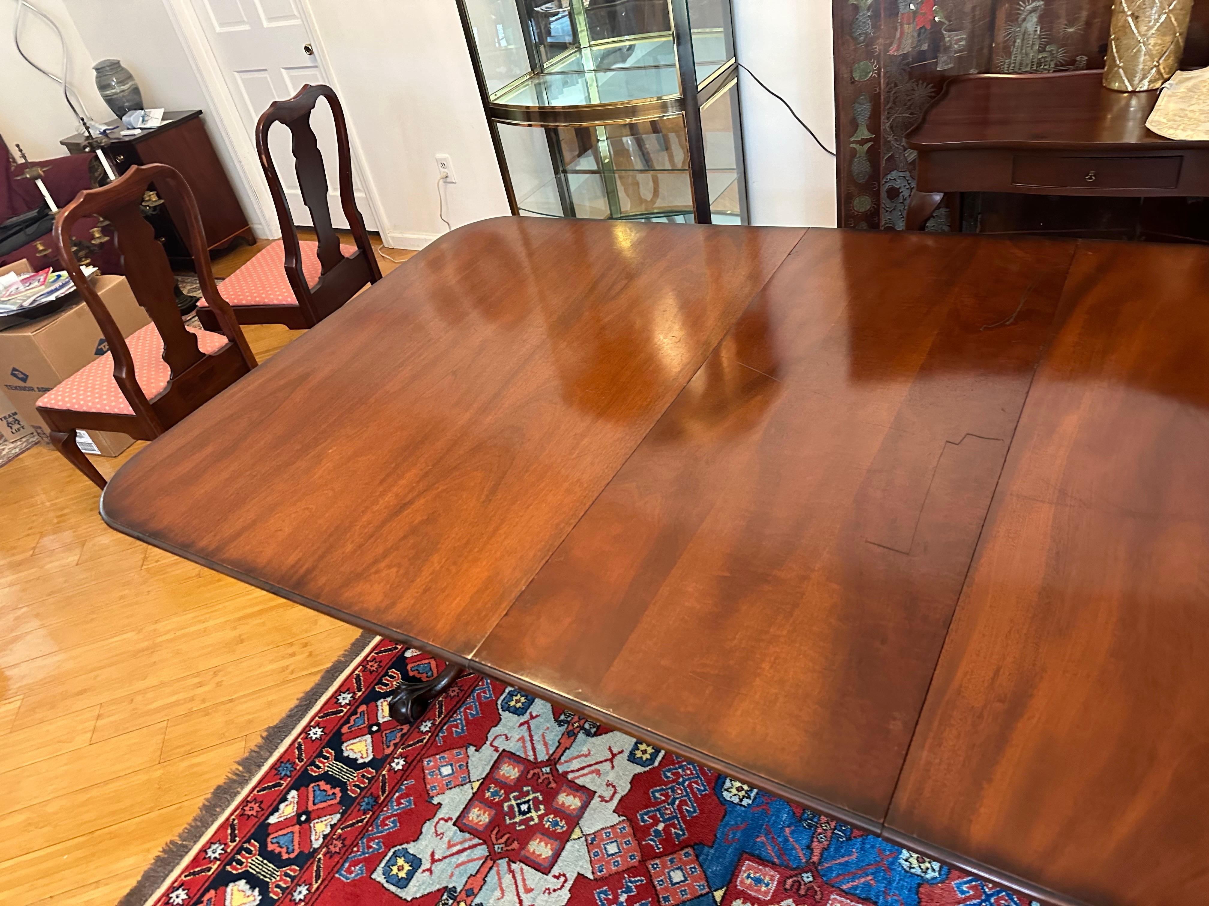 Rare Solid Mahogany Kittinger Chippendale Dining Table with Two Leaves 12