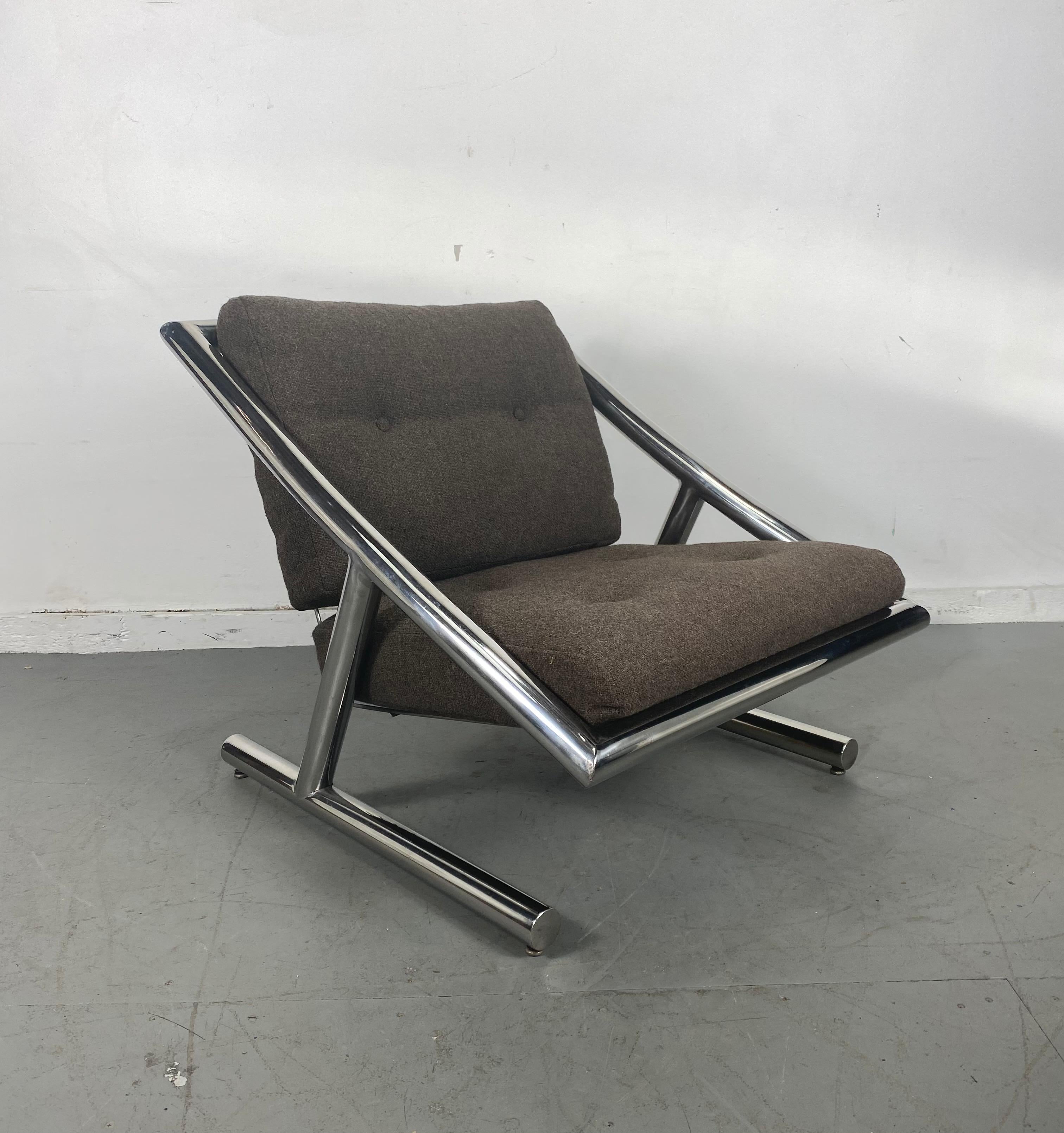 Italian Rare Space Age, Modernist Chromed Steel Lounge Chair by Plato Ginello, Italy For Sale