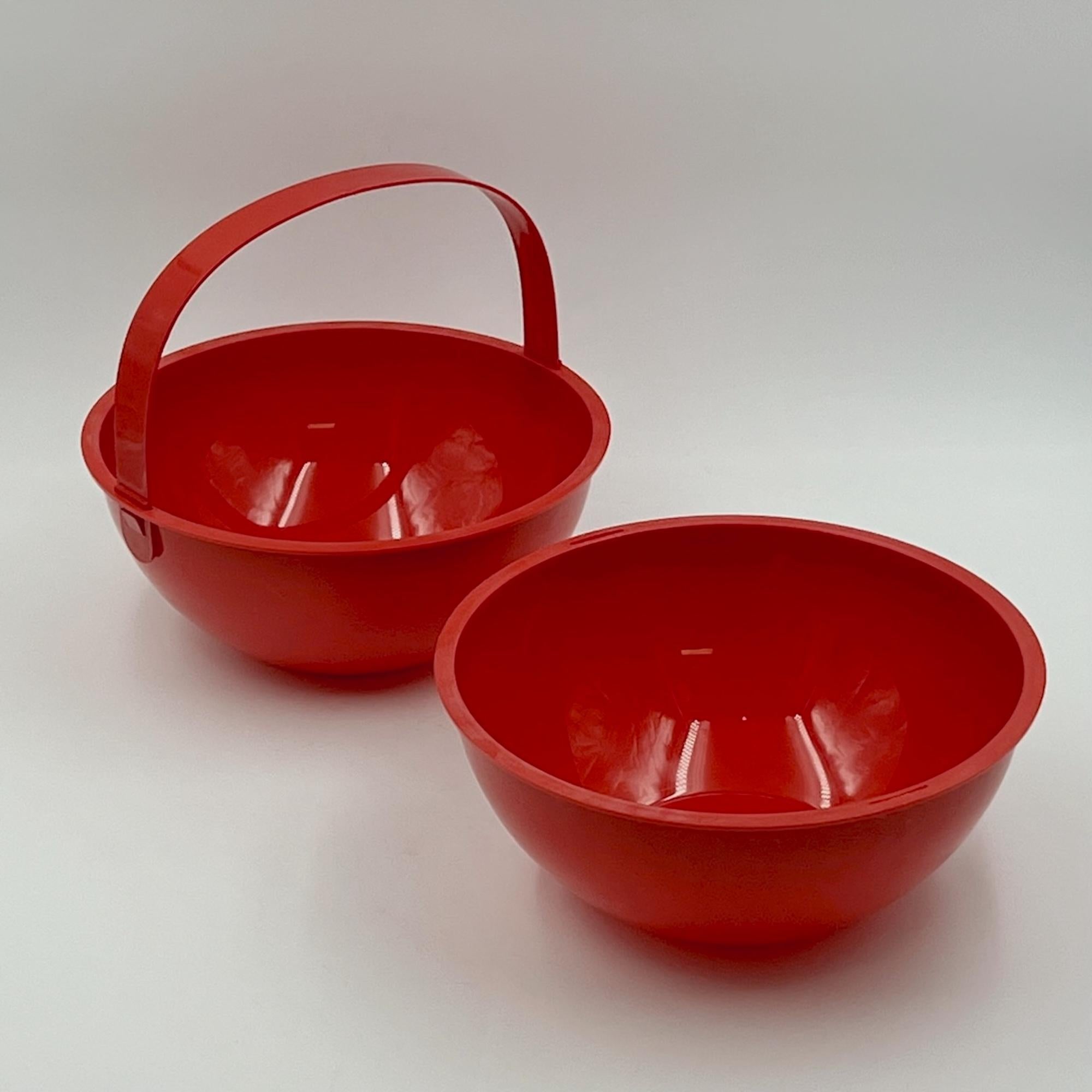 Mid-20th Century Rare Space Age Picnic Set ‘Pic Boll’ by Carlo Viglino for Guzzini, 1960s For Sale