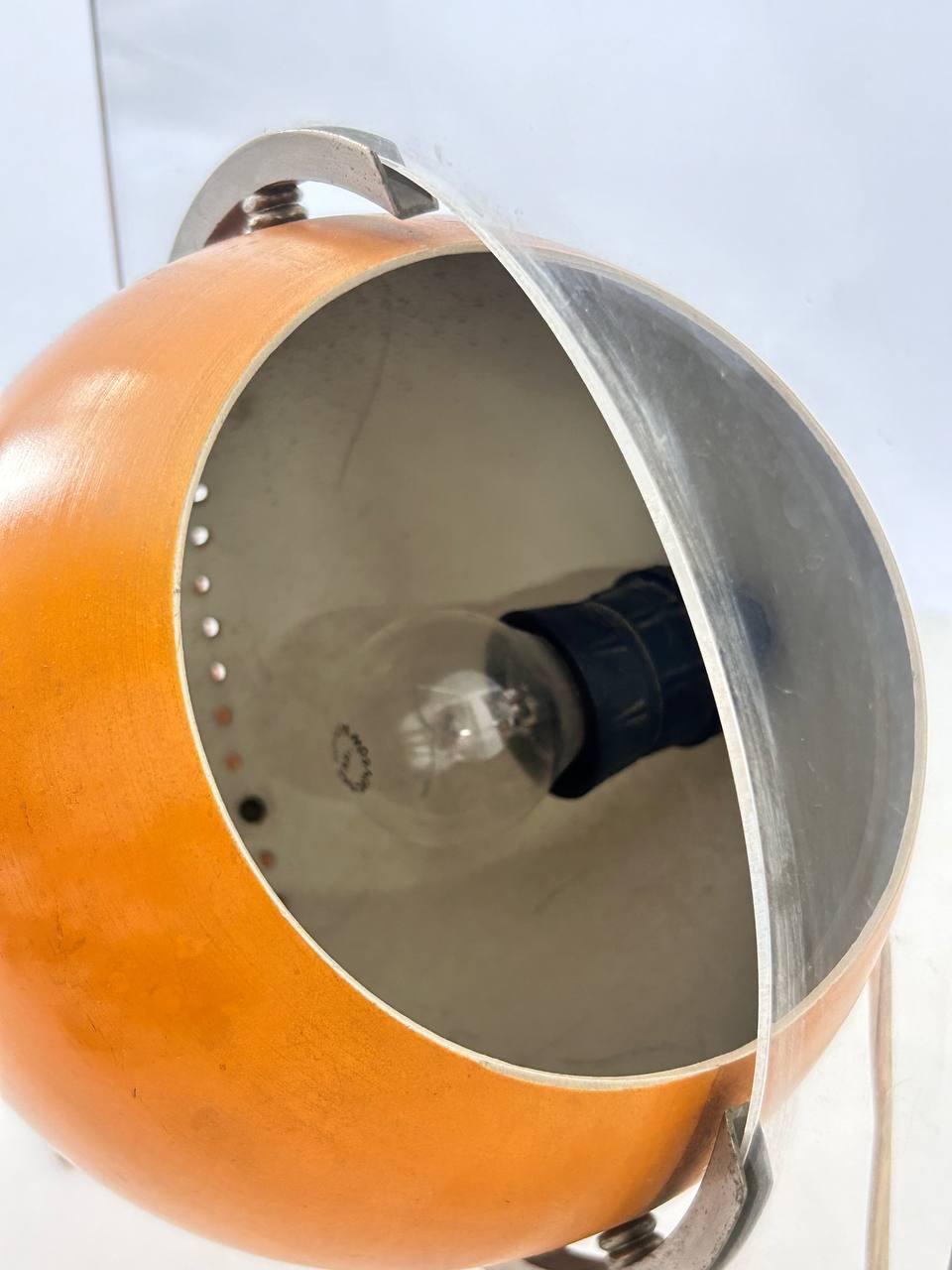 Rare lampe de table de l'ère spatiale en lucite par Jean Dudon, France, 1960 circa en vente 3