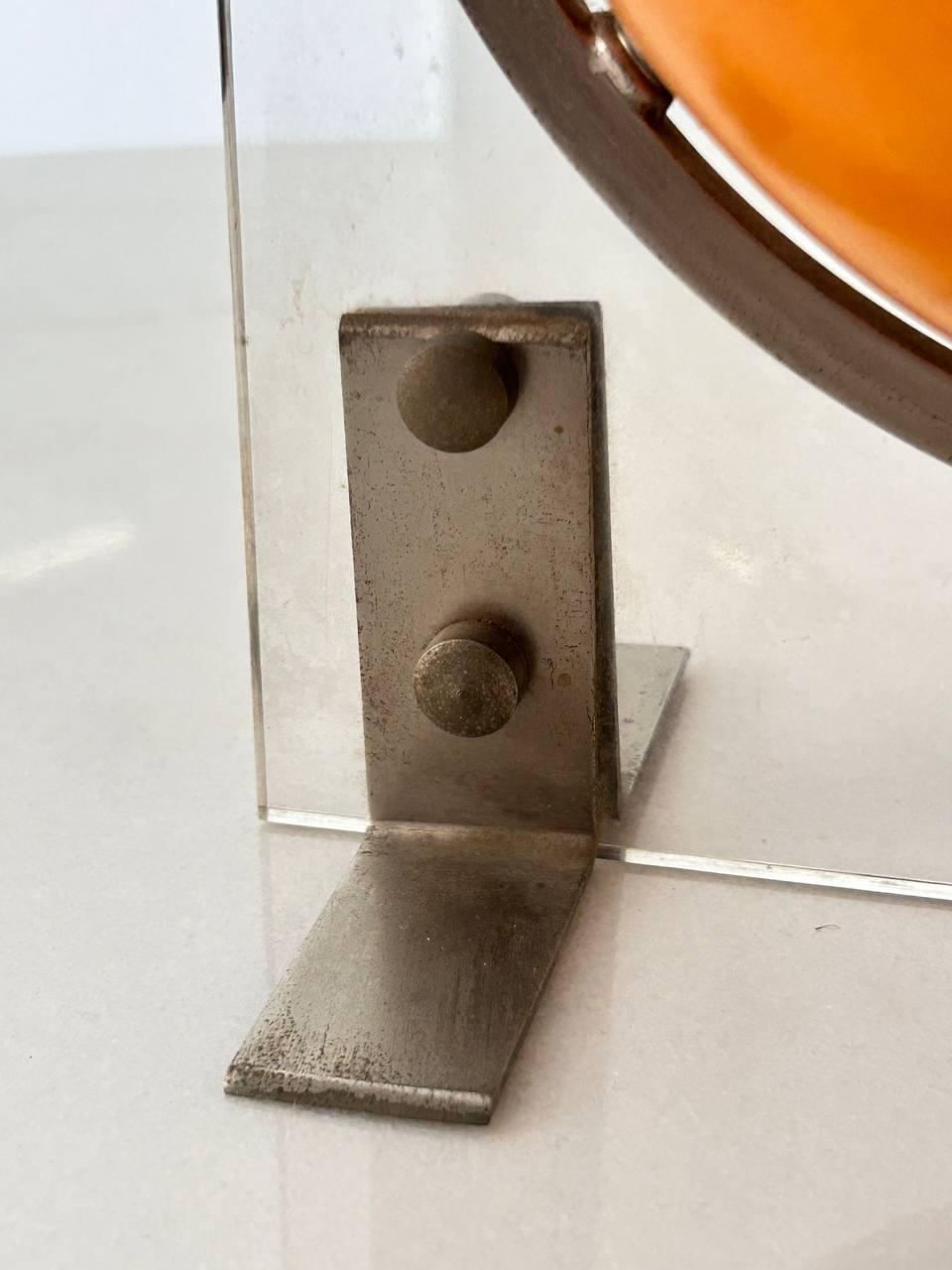 Rare lampe de table de l'ère spatiale en lucite par Jean Dudon, France, 1960 circa en vente 2