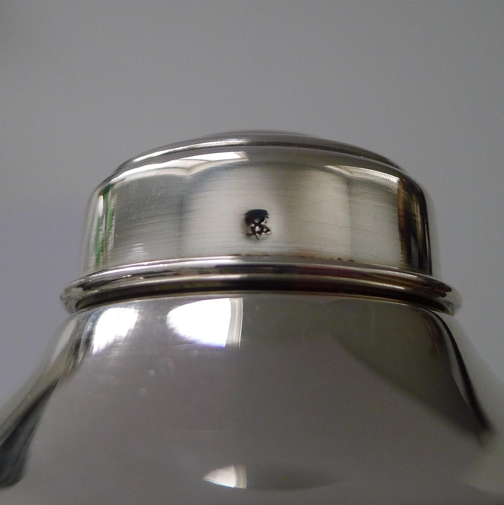 Seltene spanische Sterling Silber montiert Art Deco Rezept Cocktail Shaker c.1940 im Zustand „Gut“ im Angebot in Bath, GB