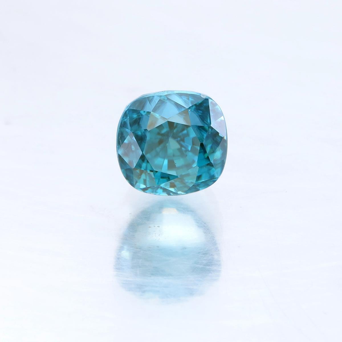 Whole sale price starting 178 dollar per carat !
Investment grade Blue Zircon
Rare sparkling Blue Zircon is only found at one place in the world at Ratanakiri province in Northeast Cambodia. Blue Zircon in this vivid blue color is very rare indeed.