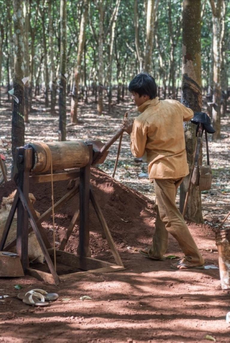 No Reserve Rare Sparkling Natural Blue Zircon 6.50 Carat from Cambodia