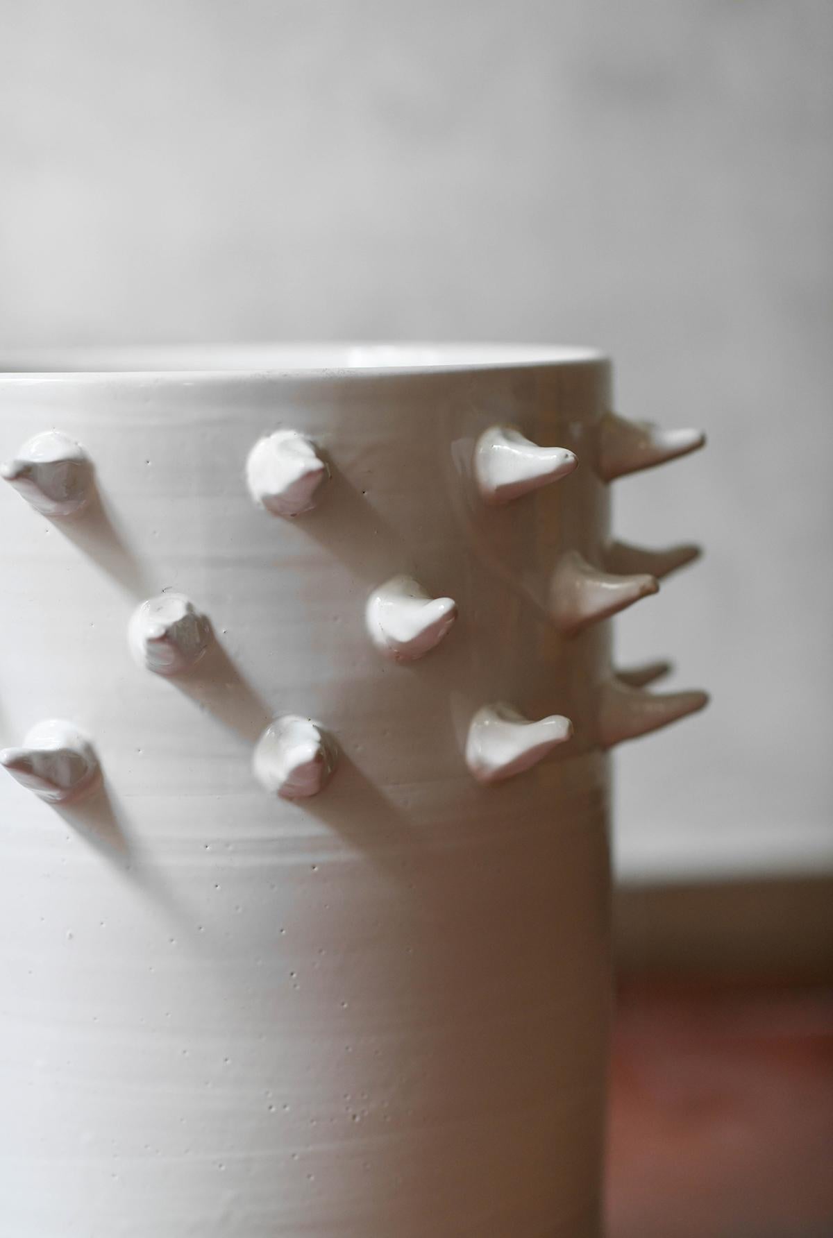 Seltene Spina-Vase aus glasierter Keramik von Umberto Mantineo im Angebot 2