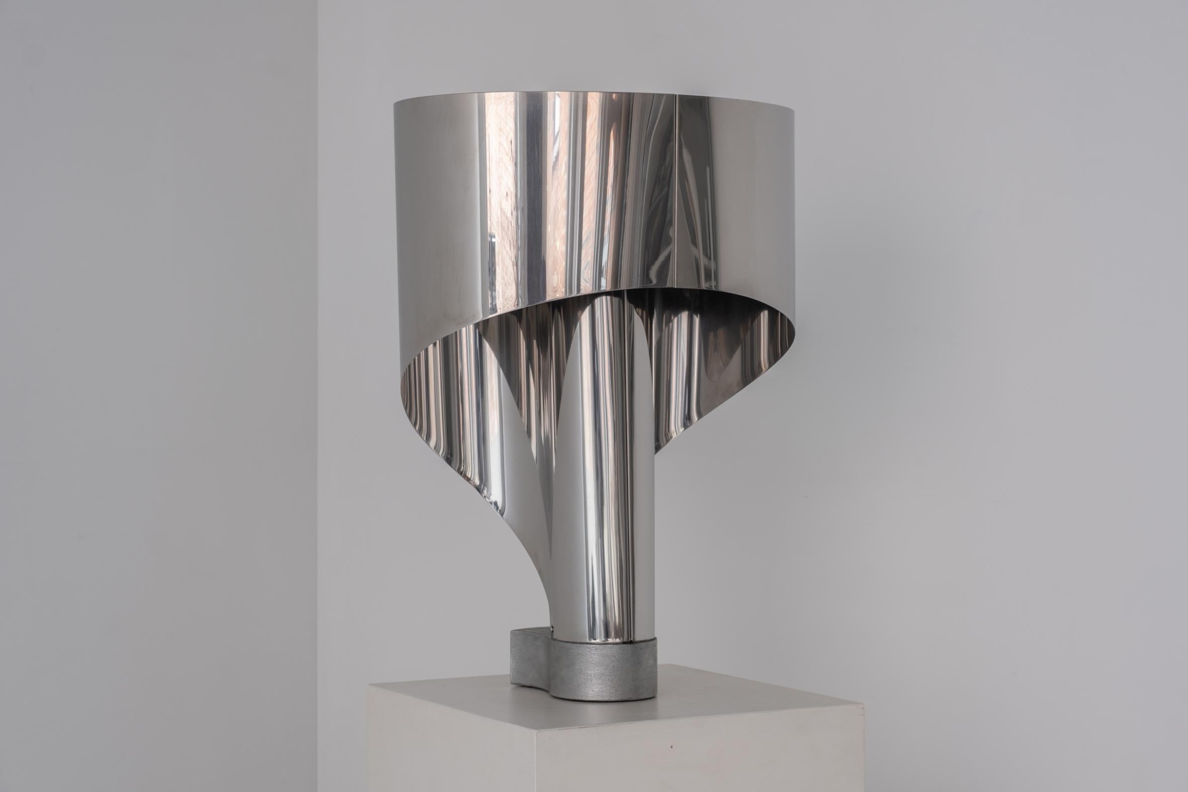 Rare ‘Spinnaker’ table lamp by Corsini and Wiskemann for Stilnovo, Italy 1968 2