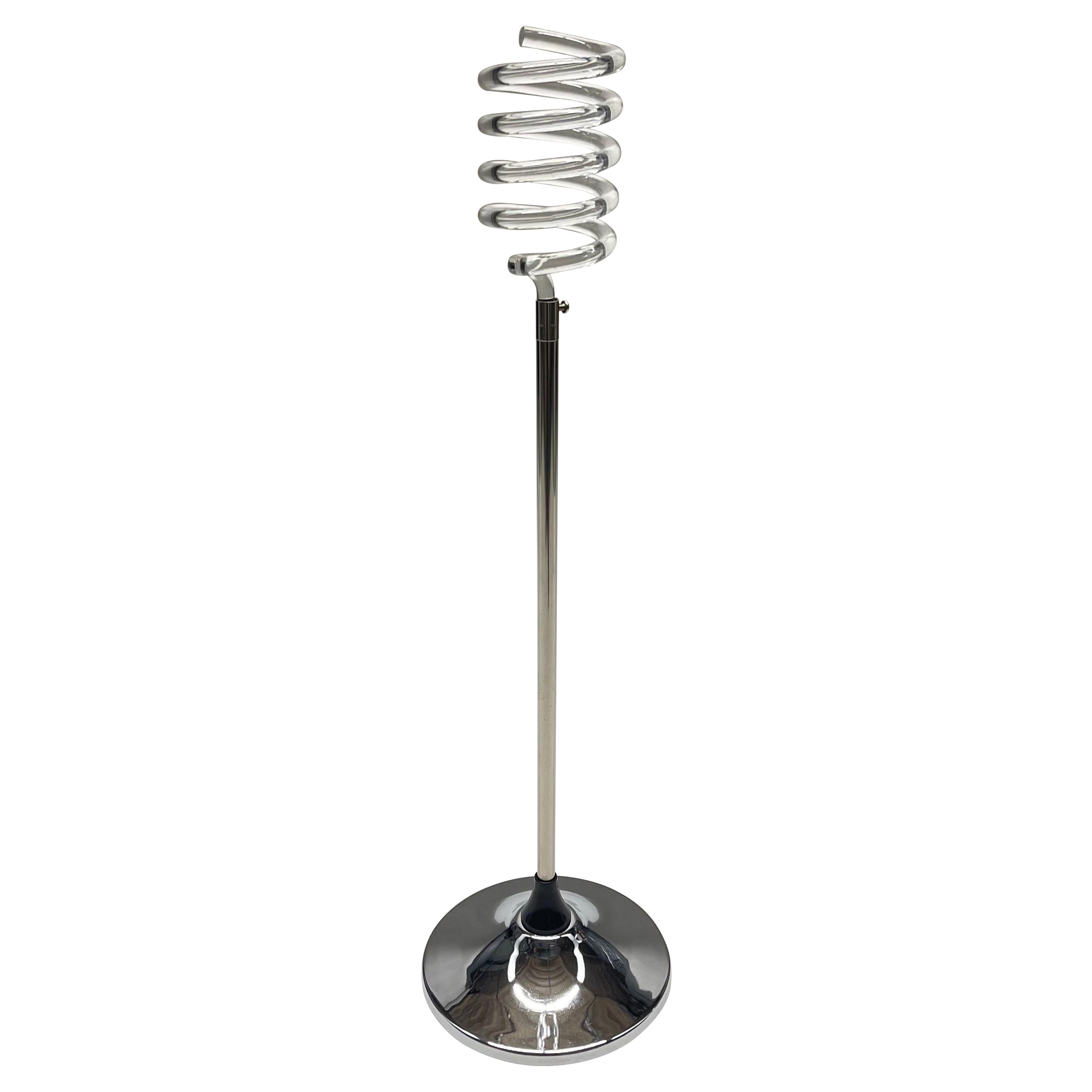 Seltene Spirale Lucite und Chrom Wein Halter Stand Dorothy Thorpe zugeschrieben, 1940er Jahre im Angebot