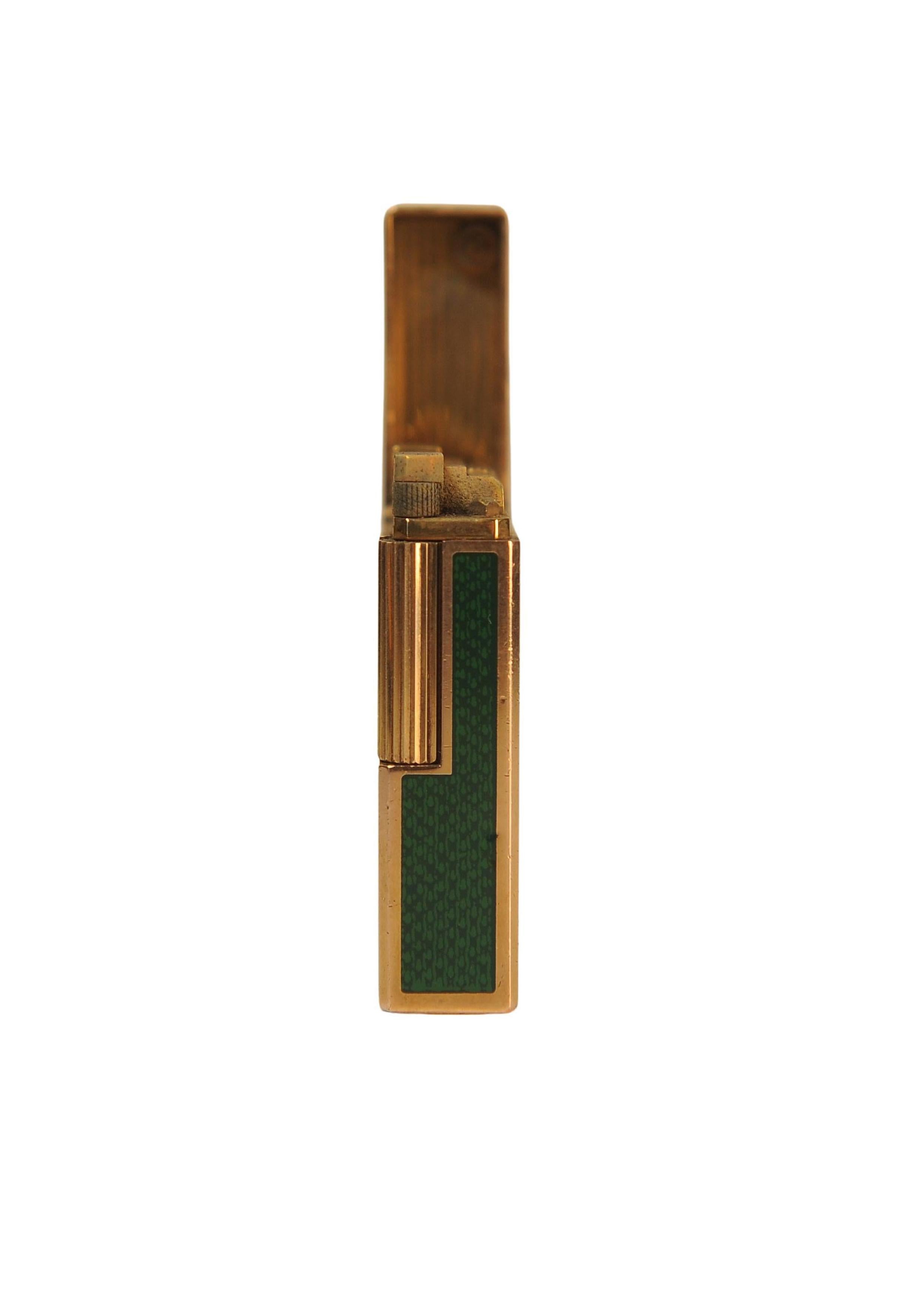 Rare S.T Dupont Gold Plated Green Laque De Chine Ligne 1 Lighter en vente 5