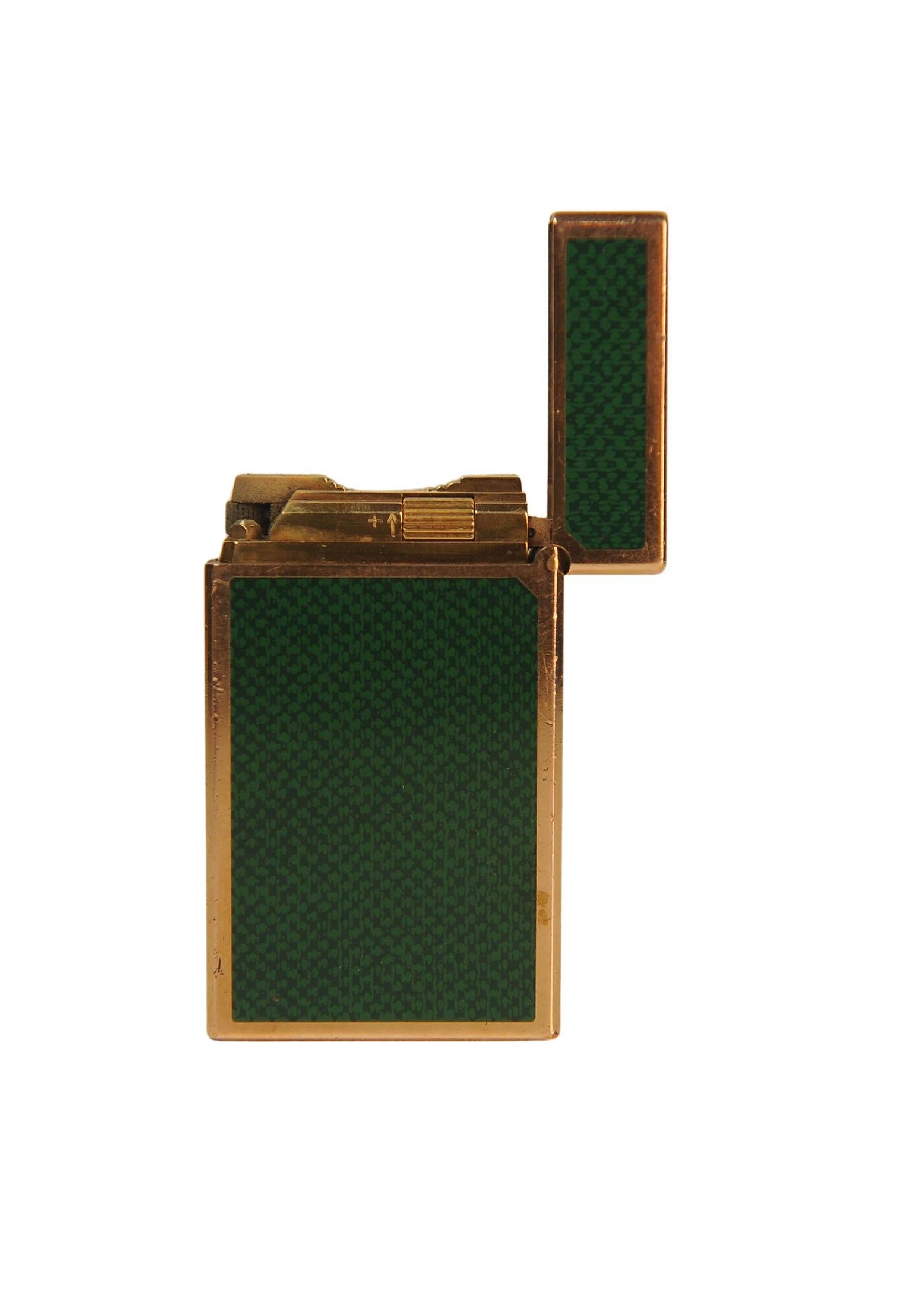 Rare S.T Dupont Gold Plated Green Laque De Chine Ligne 1 Lighter en vente 8