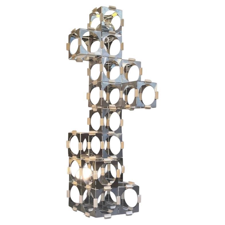 Rare lampadaire modulaire « gratte-ciel » en acier inoxydable de Reggiani, Italie, vers 1970