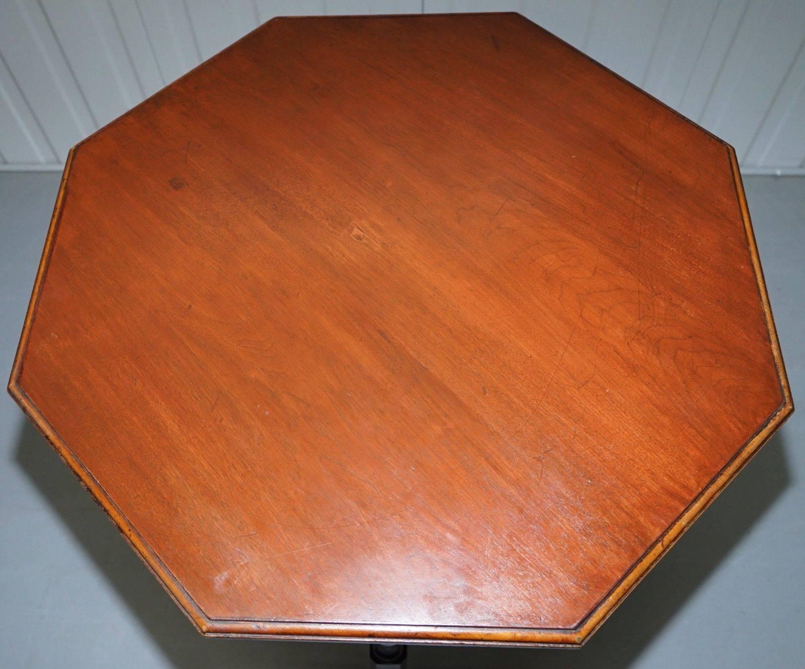 We are delighted to offer for sale this stunning antique fretwork carved mahogany side table with the original paper label from Mousell Bros LTD removal contractors Leamington spa

The table is a very good looking well made and functional piece,