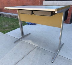 Escritorio «Action Office 1» de George Nelson / Herman Miller, de pie, muy poco común