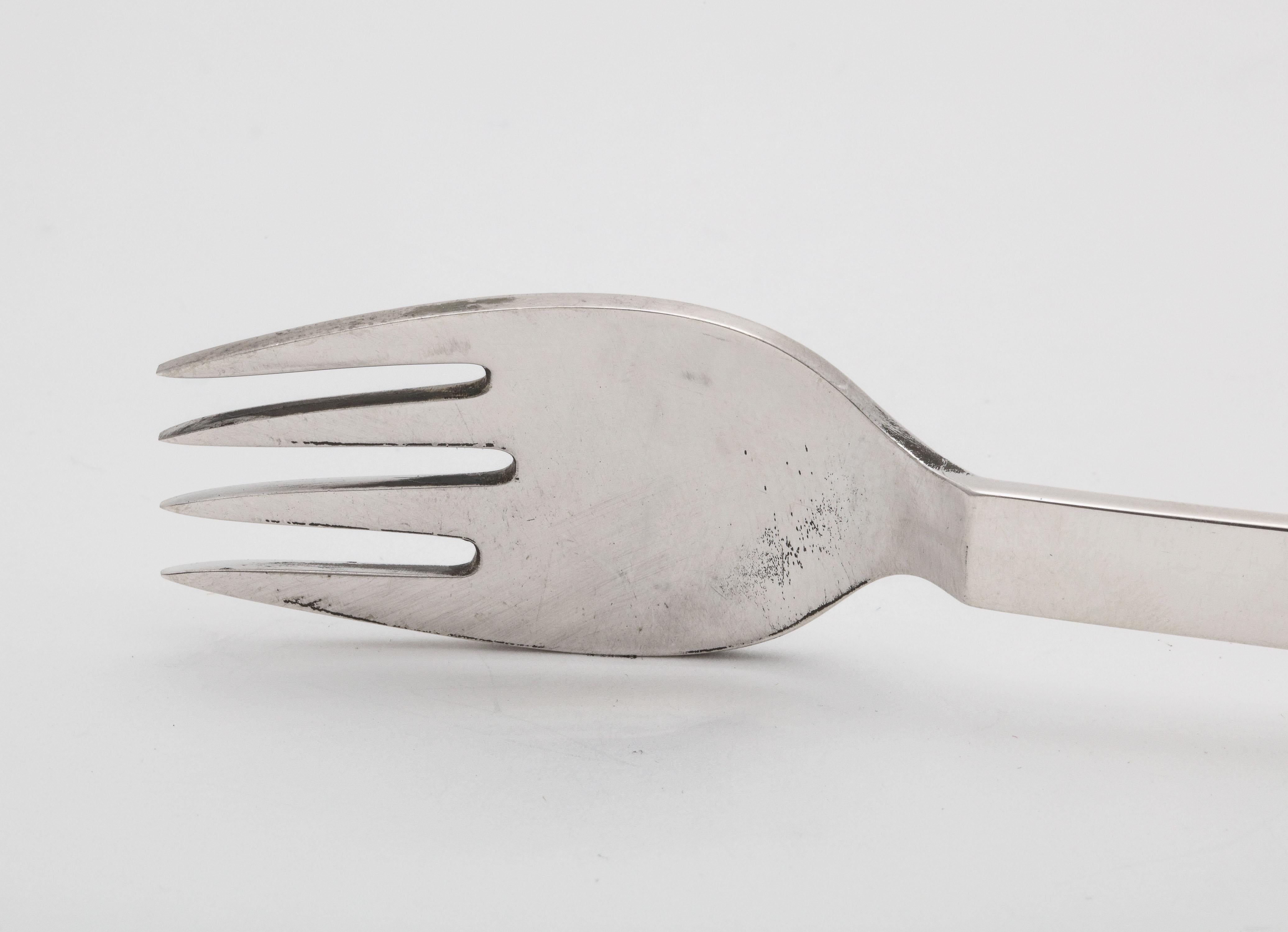 Raro set da bambino in argento sterling a tre pezzi del Medioevo di Georg Jensen in vendita 8