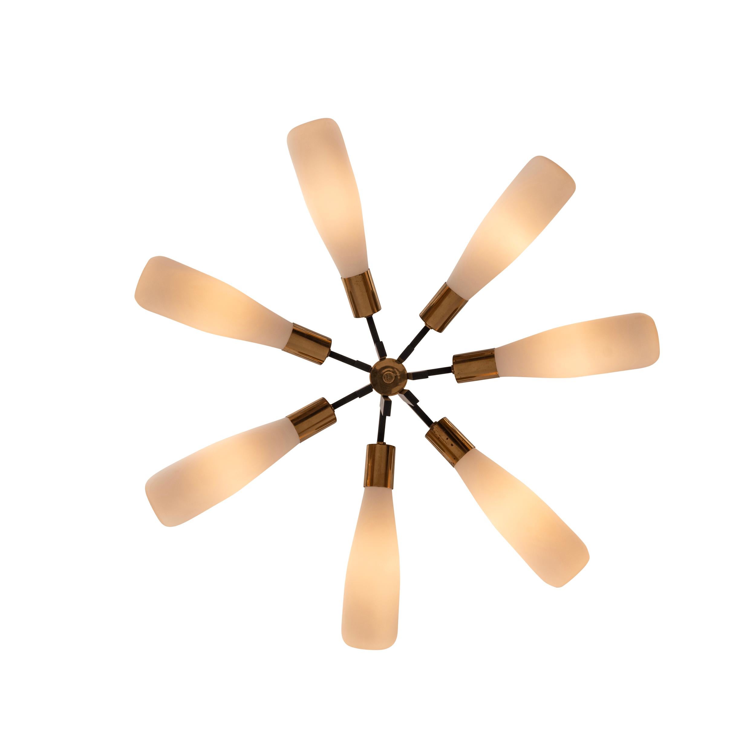 Rare Stilnovo chandelier. For Sale 2