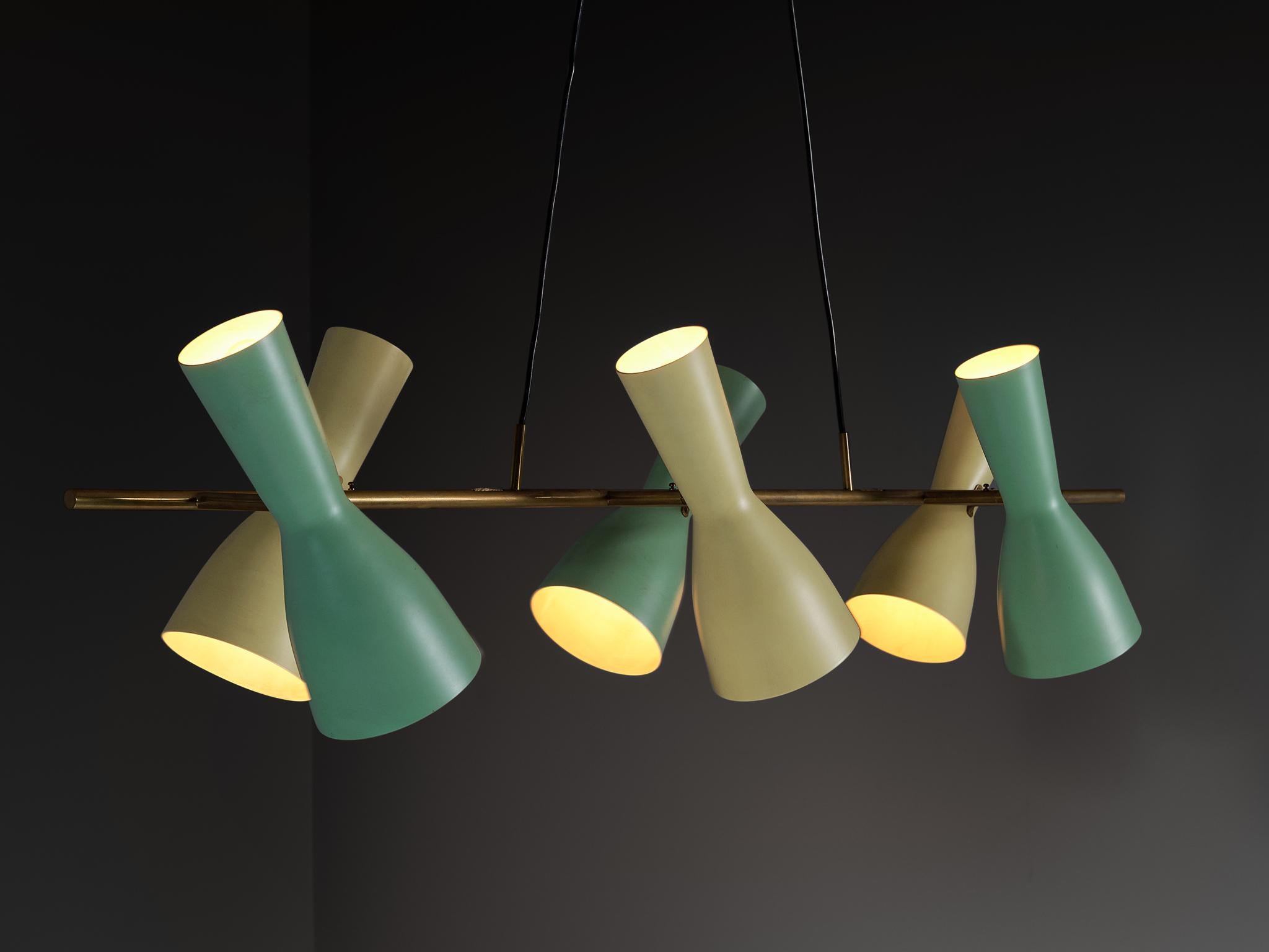 Rara lámpara de araña grande Stilnovo de latón con pantallas verde menta y amarillo pastel en venta 1