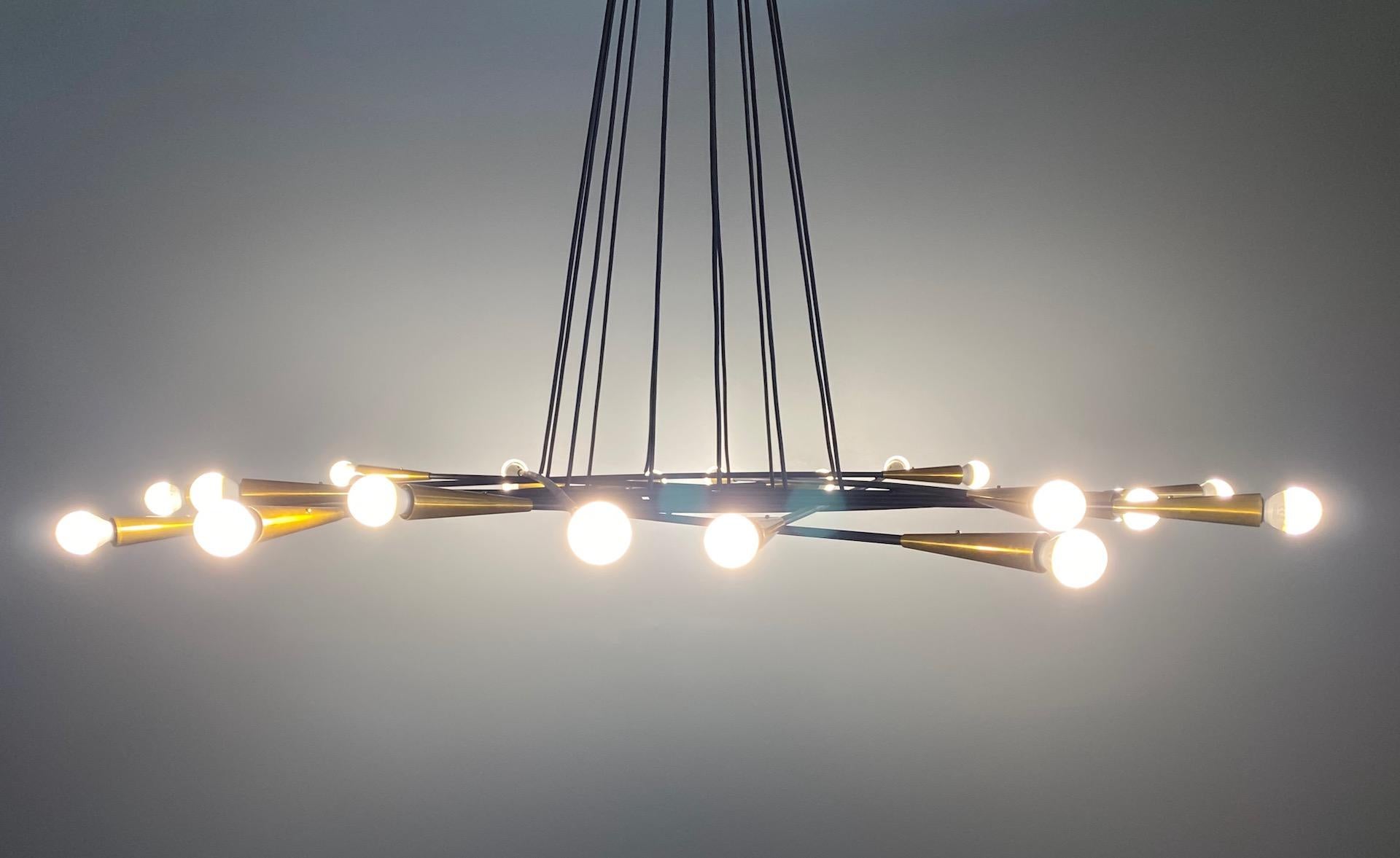 Custom order for client: 2 Stilnovo Chandeliers” In Excellent Condition For Sale In Rovereta, Repubblica di San Marino