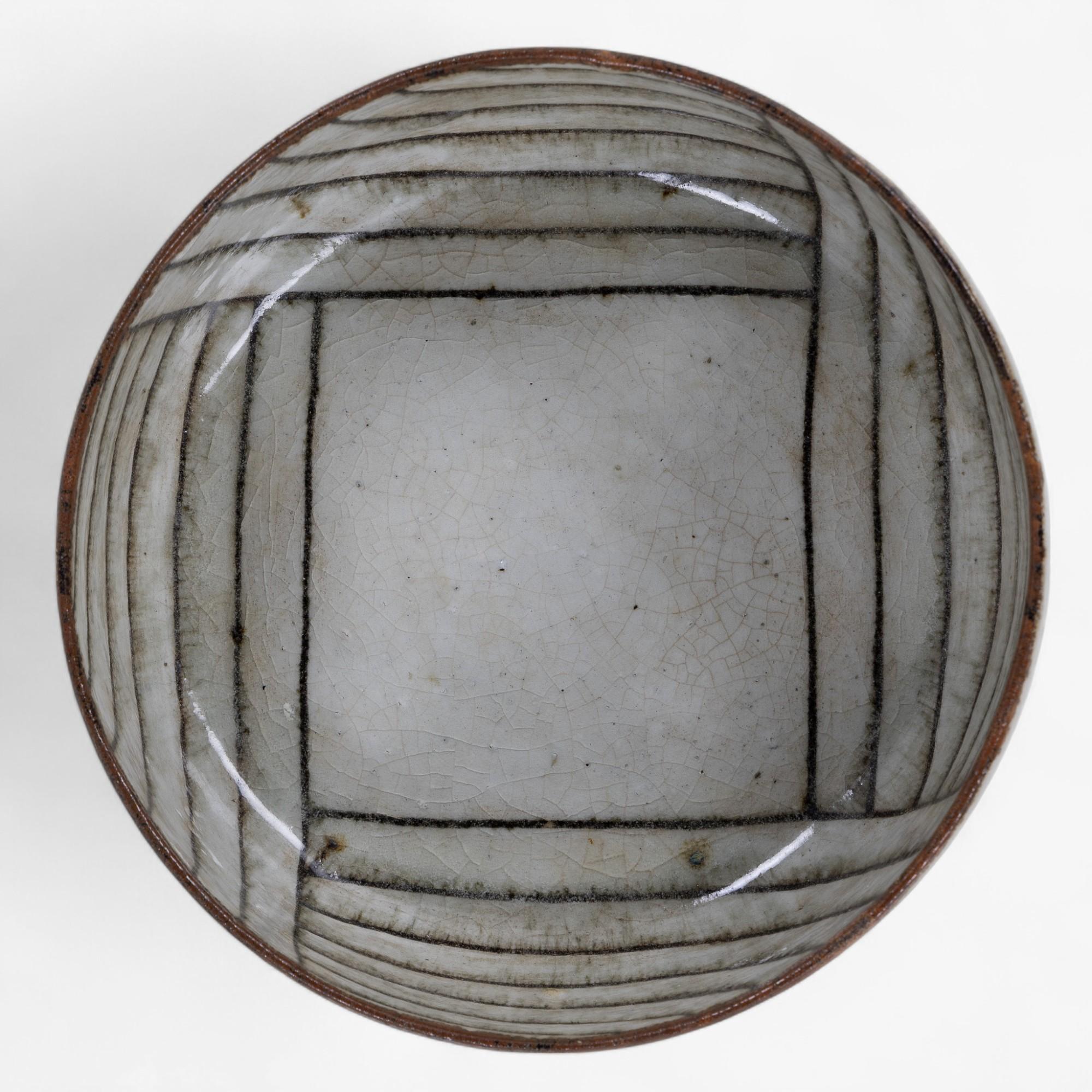 Danish Rare stoneware bowl by Gertrud Vasegaard For Sale