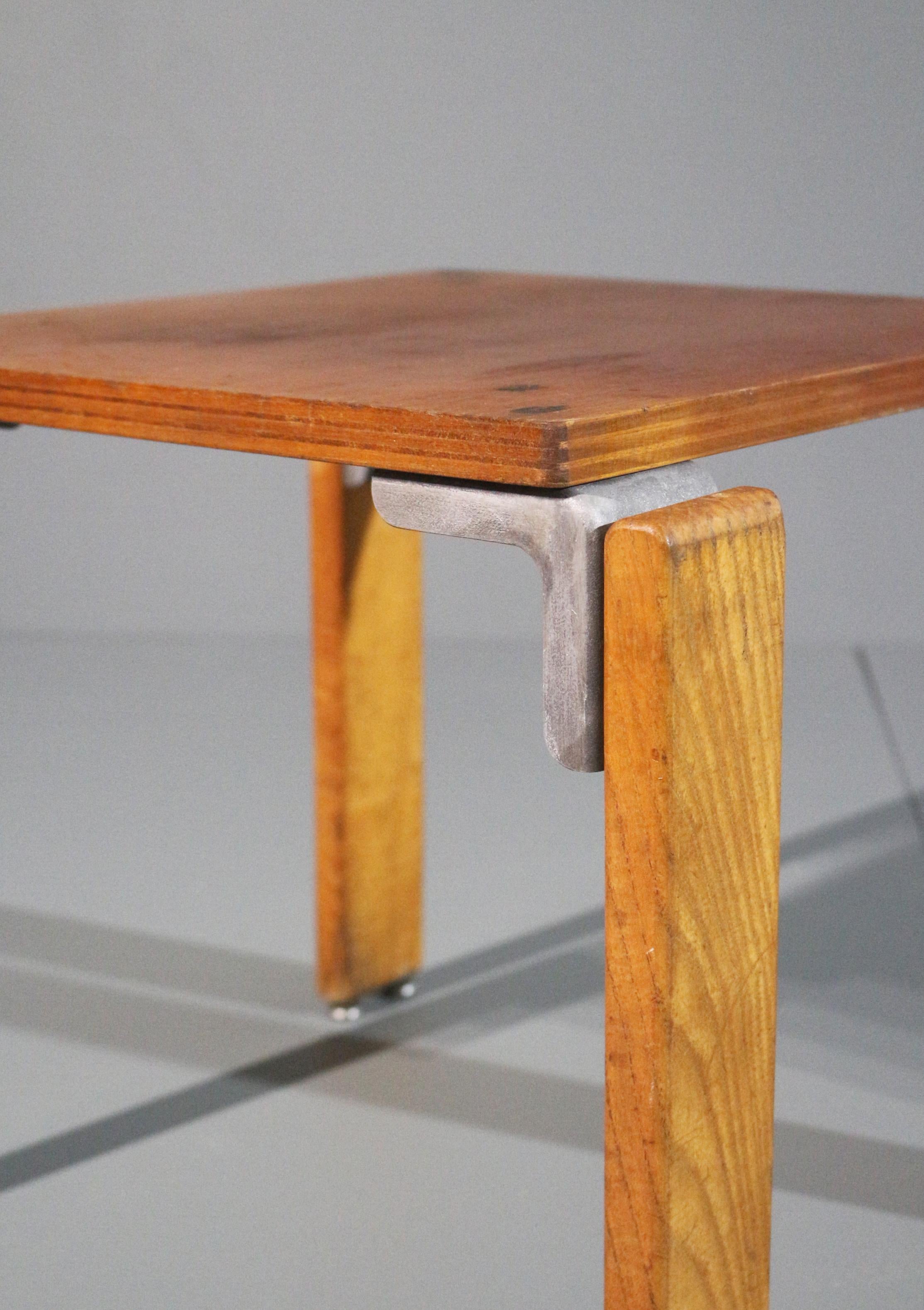French rare stool Georges Candilis 1968 For Sale