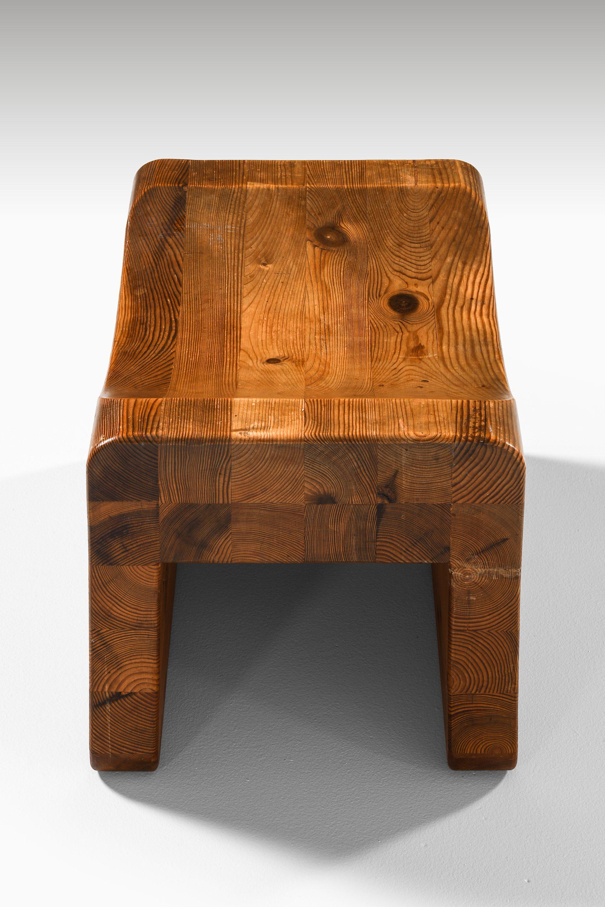 Seltener Hocker 'Palle' in Kiefer, 1970er Jahre

Zusätzliche Informationen:
MATERIAL: Kiefer
Stil: Mitte des Jahrhunderts, skandinavisch
Produziert von K. J. Pettersson & Söner in Schweden
Abmessungen (B x T x H): 60 x 35 x 36 cm
Sitzhöhe: 31