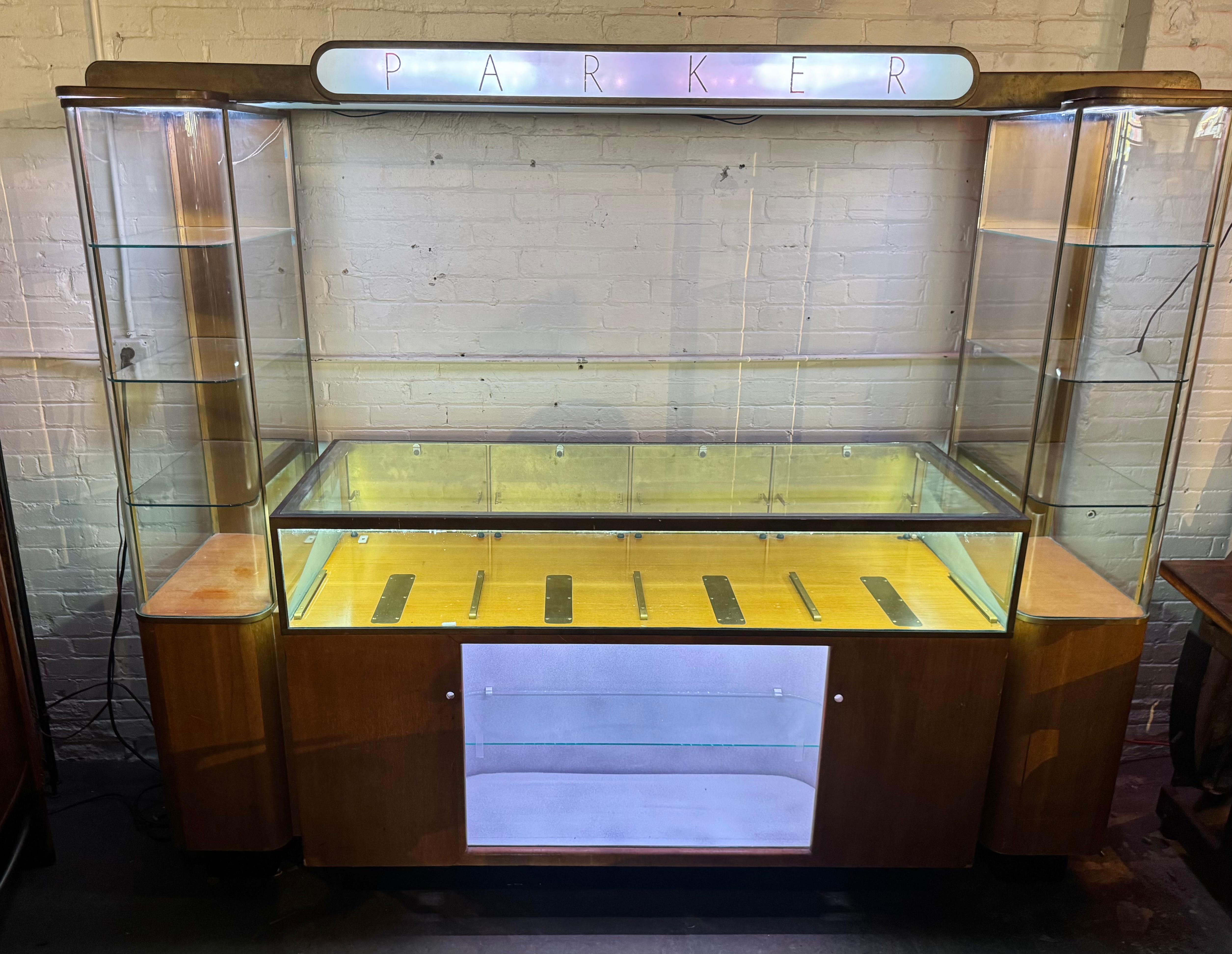Rare Streamline Art Deco Brass & Oak Double Tower Display Case by Parker Pens For Sale 6