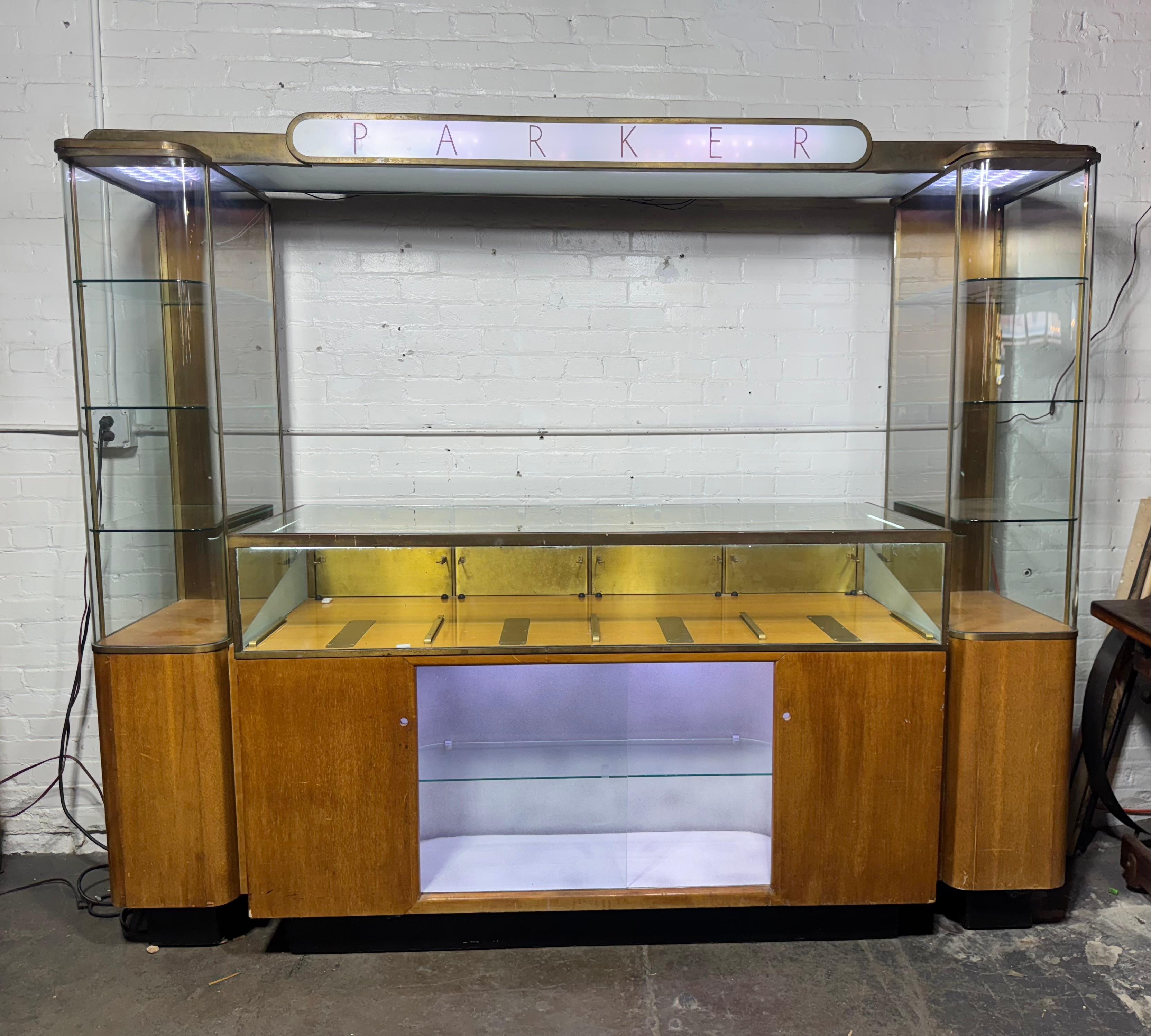 Rare Streamline Art Deco Brass & Oak Double Tower Display Case by Parker Pens For Sale 2