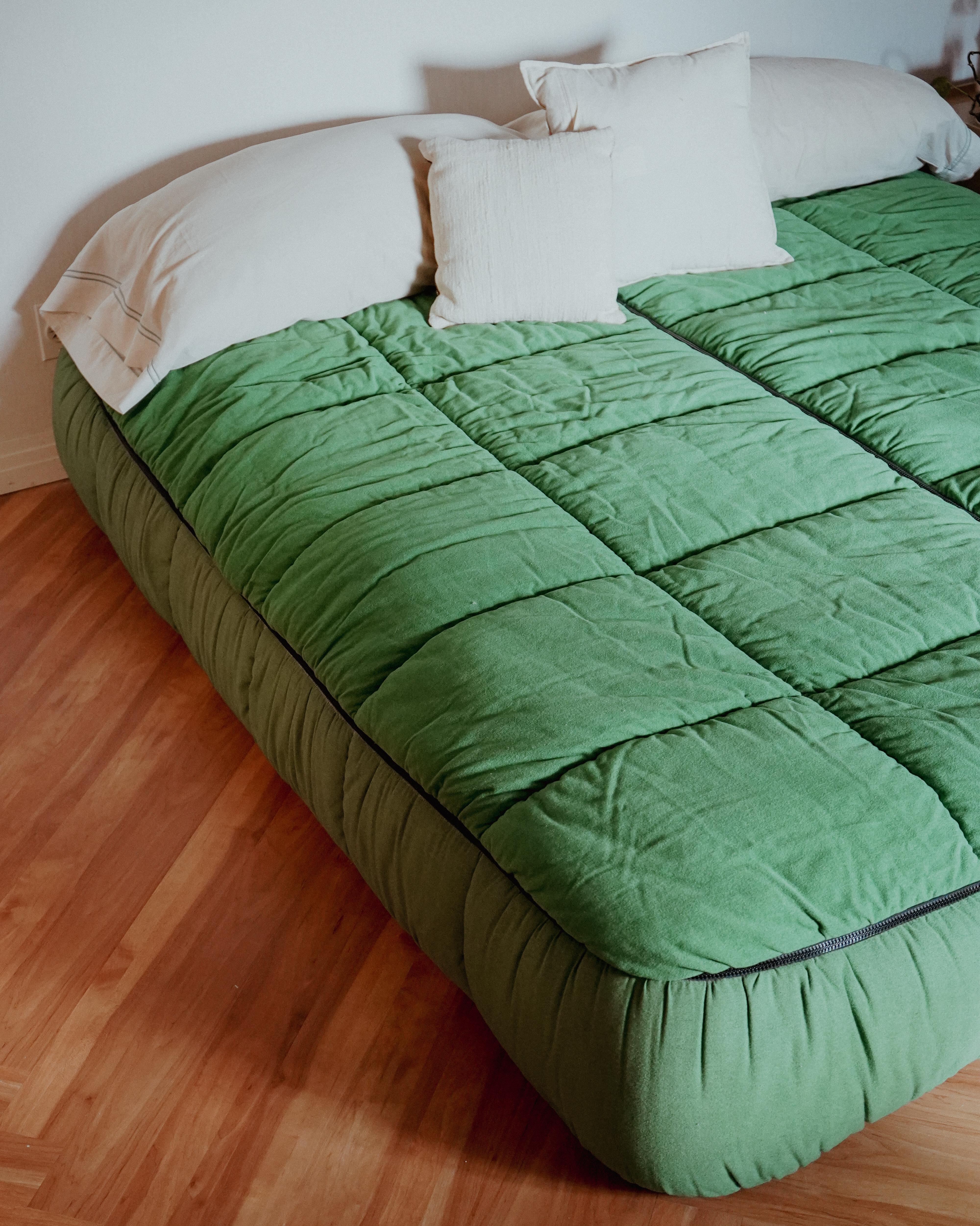 Rare Strips Queen Size Bed, Cini Boeri for Arflex, 1972 For Sale 2