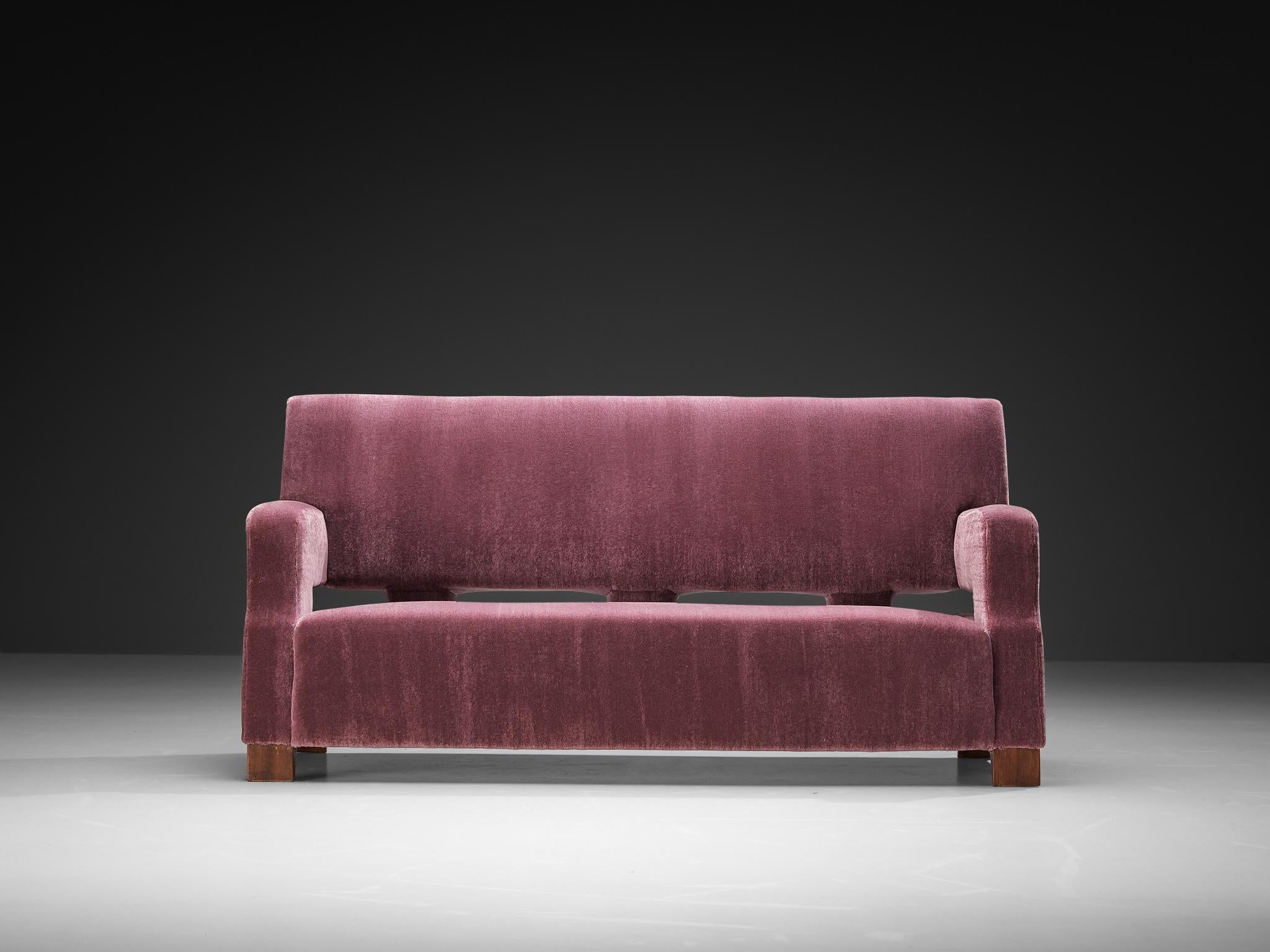 Studio B.B.P.R. Canapé en mohair violet en vente 1