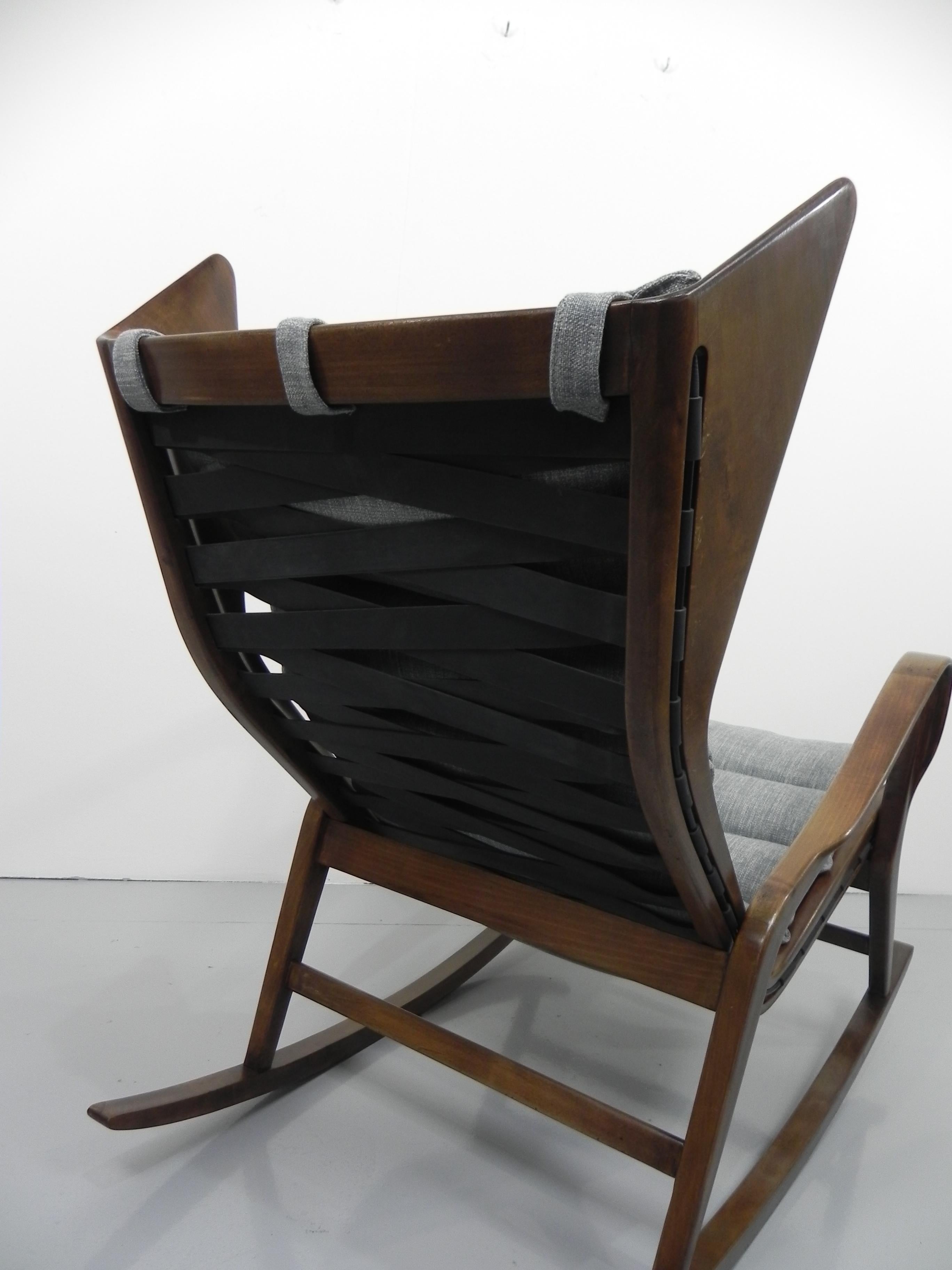Rare Studio Cassina Rocking Chair Model 572 4