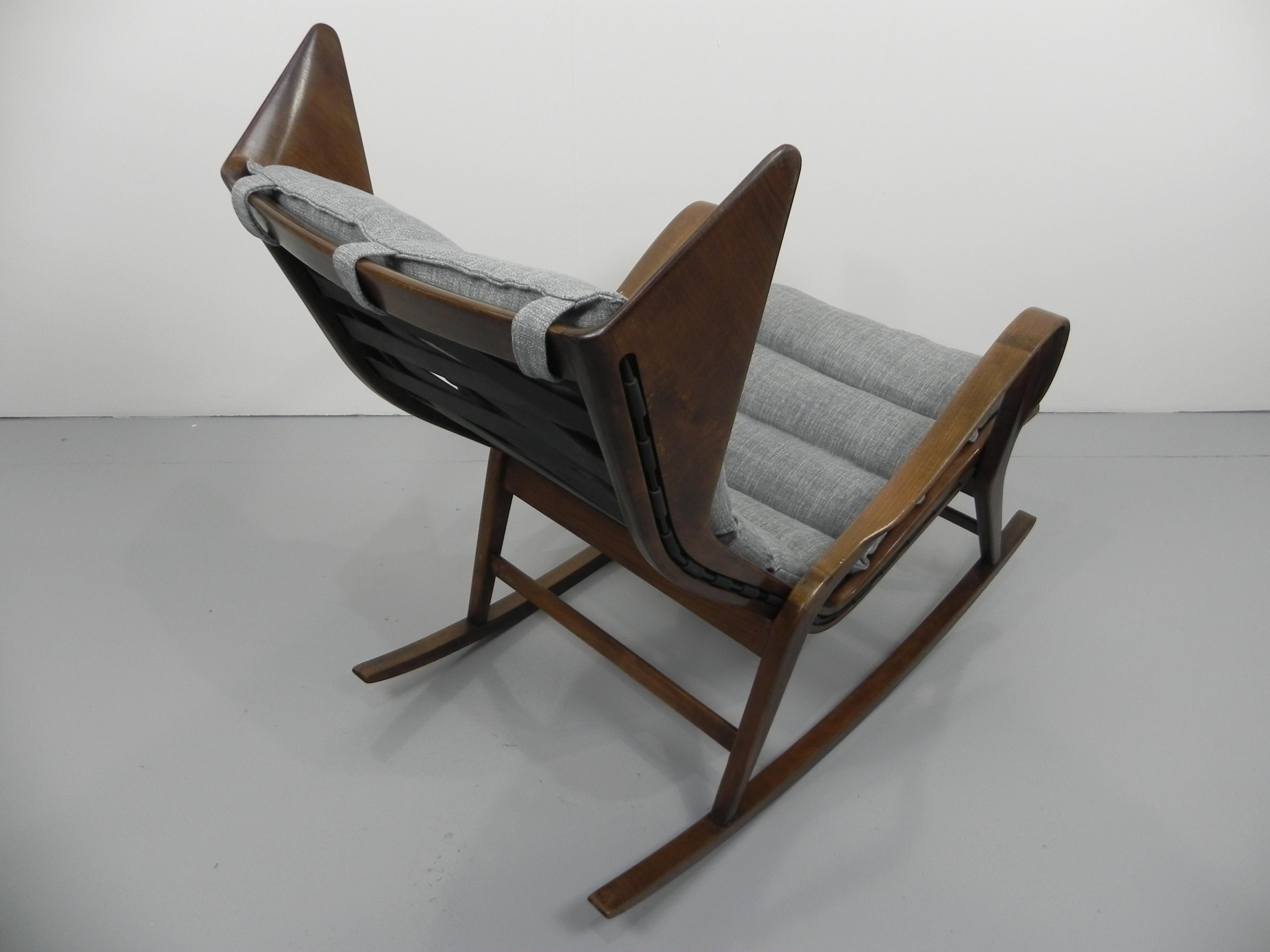 Rare Studio Cassina Rocking Chair Model 572 5