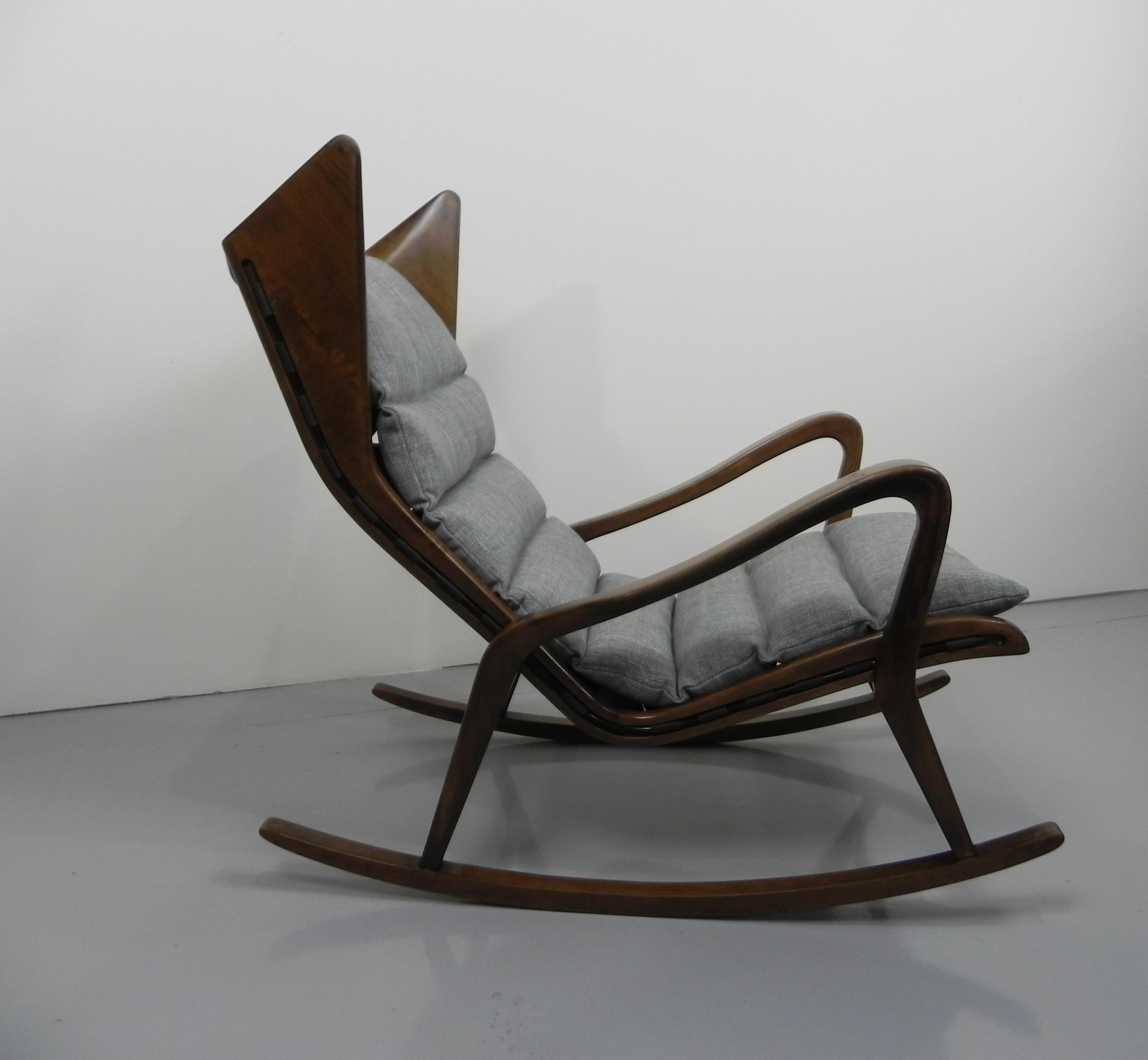 Italian Rare Studio Cassina Rocking Chair Model 572