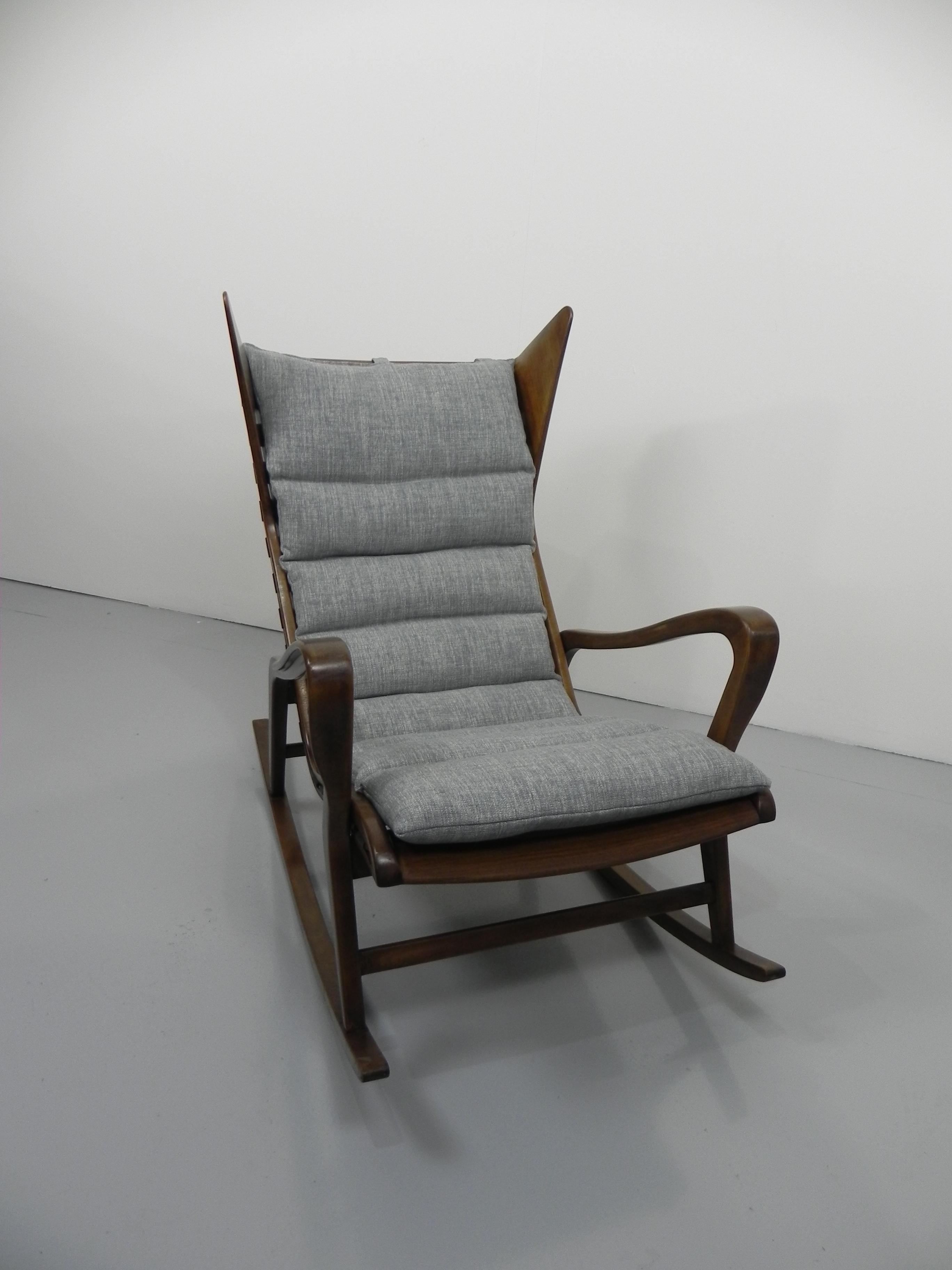 Walnut Rare Studio Cassina Rocking Chair Model 572